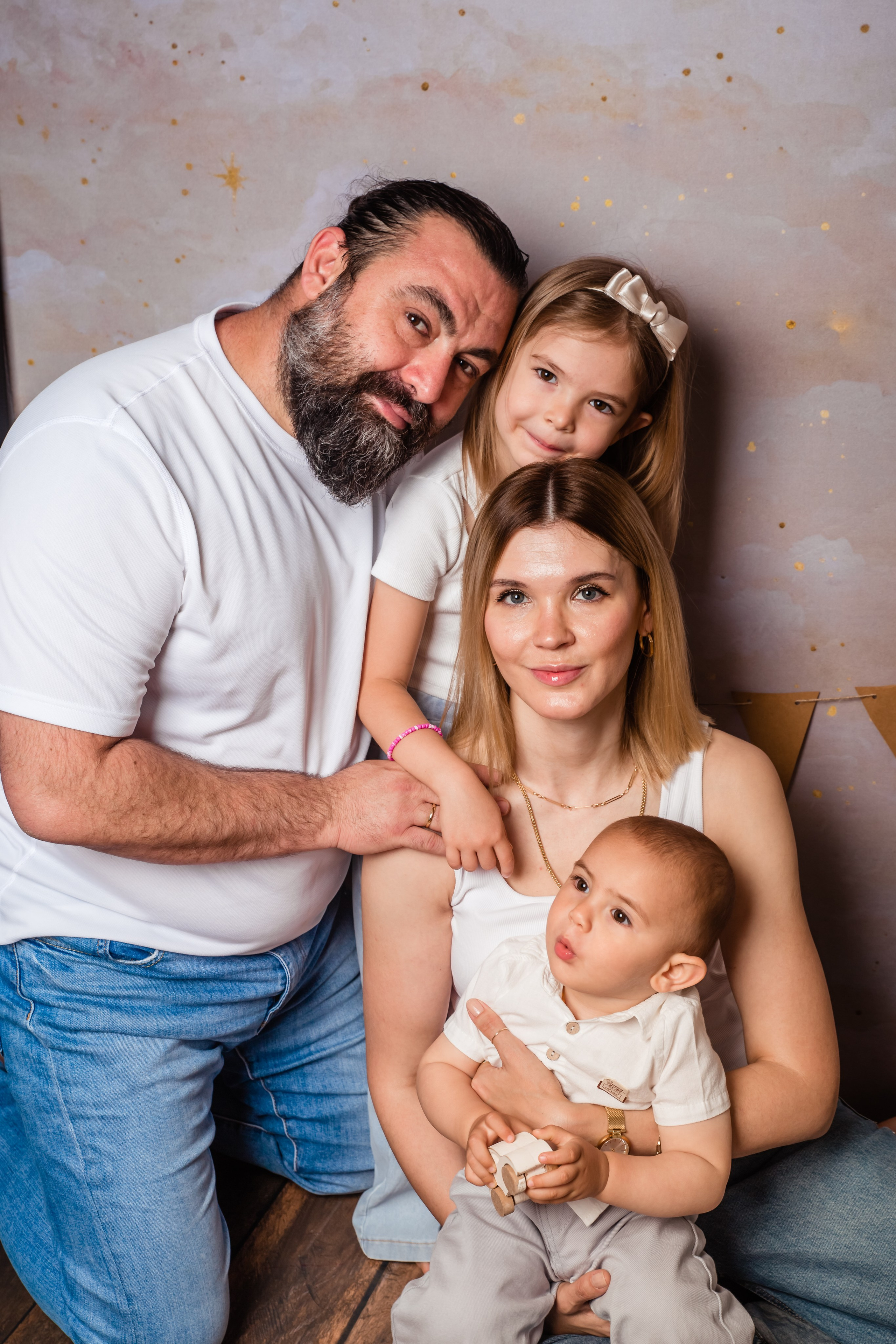 Mutlu ailemiz. Professional family and children’s photographer in Izmir Irina Eron
