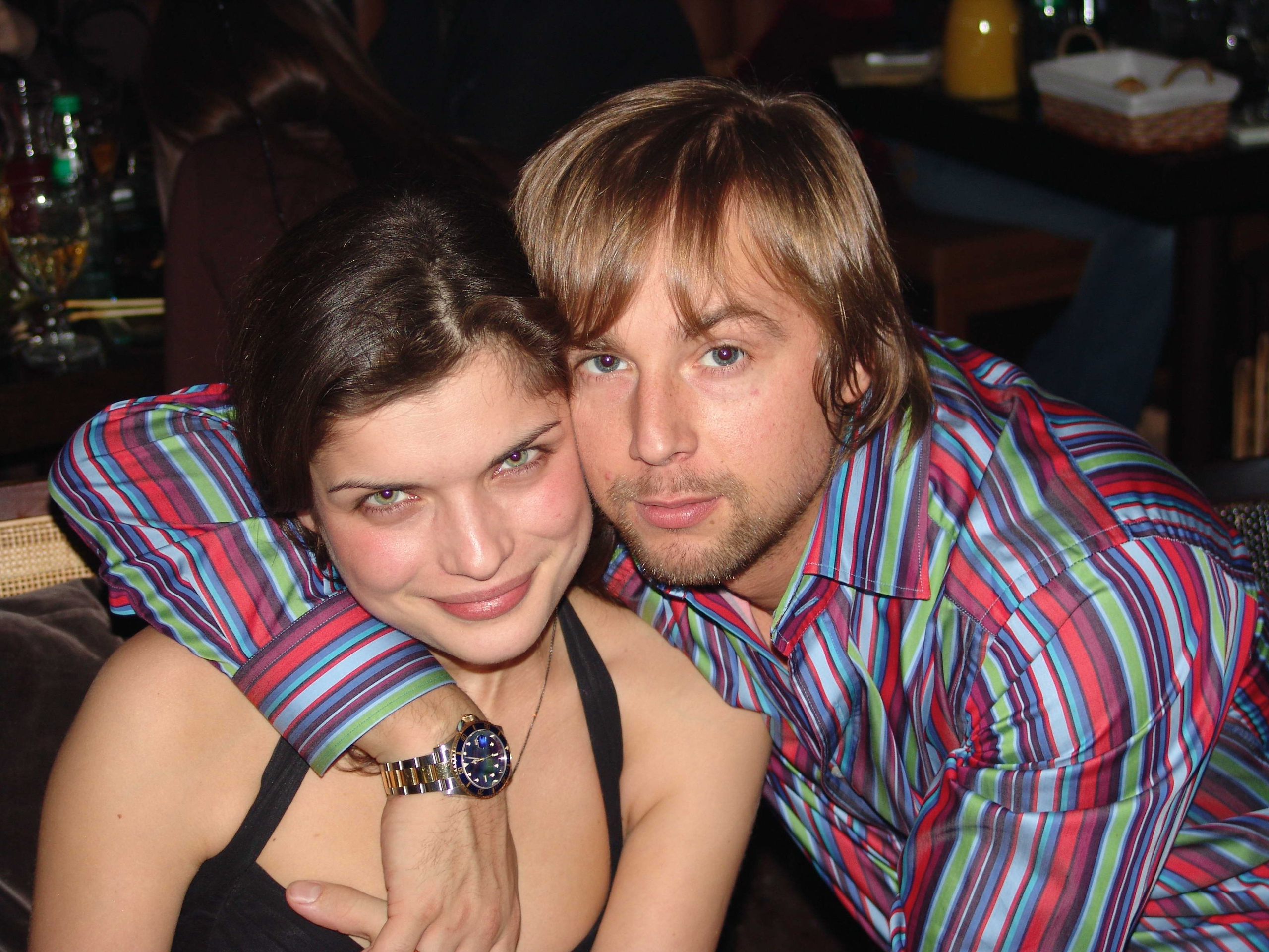 We are the world. Заставка