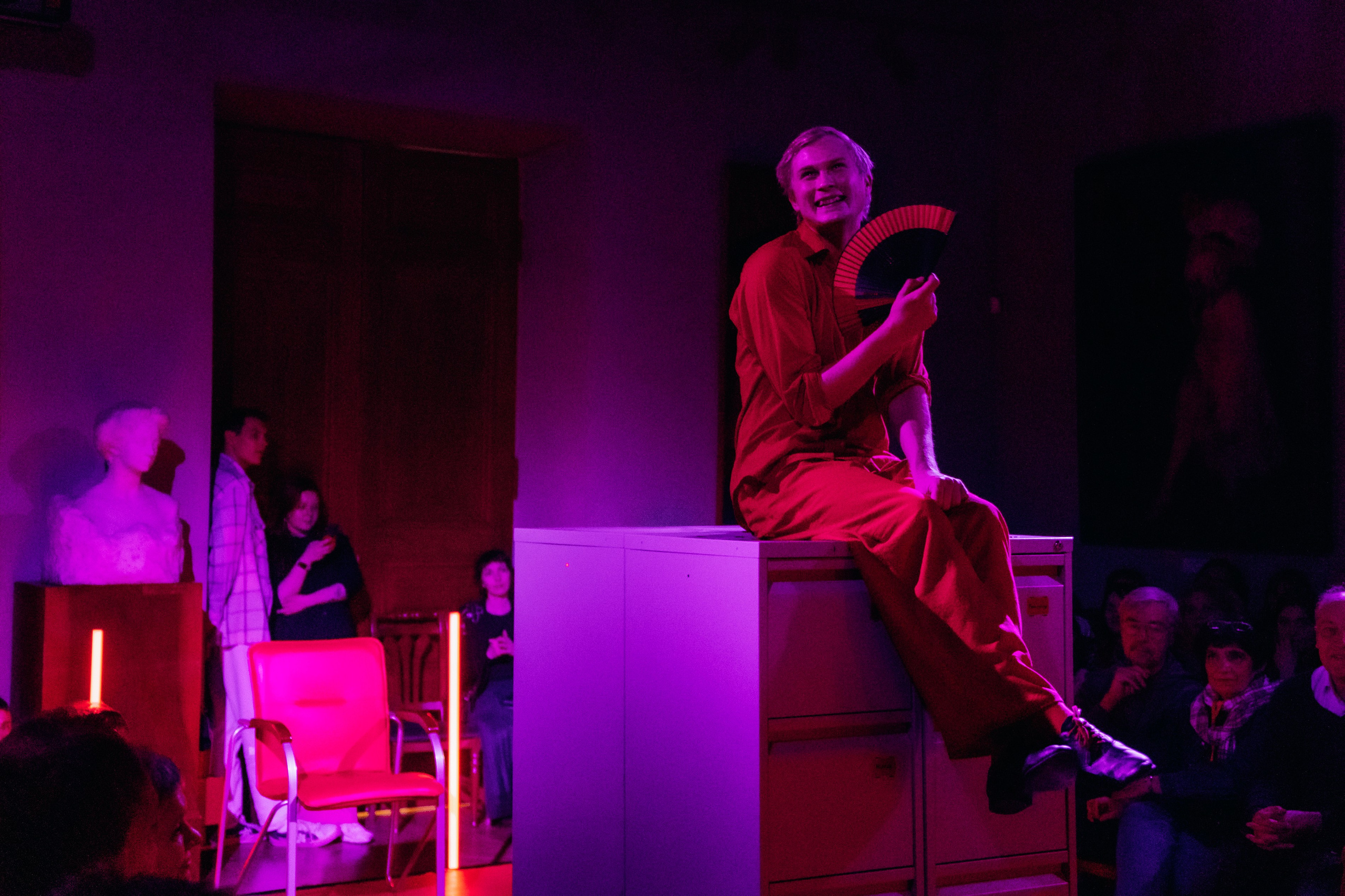 «Красный Фонарь» в Театральном музее. Фотограф Виктория Дунаевская в Санкт Петербурге