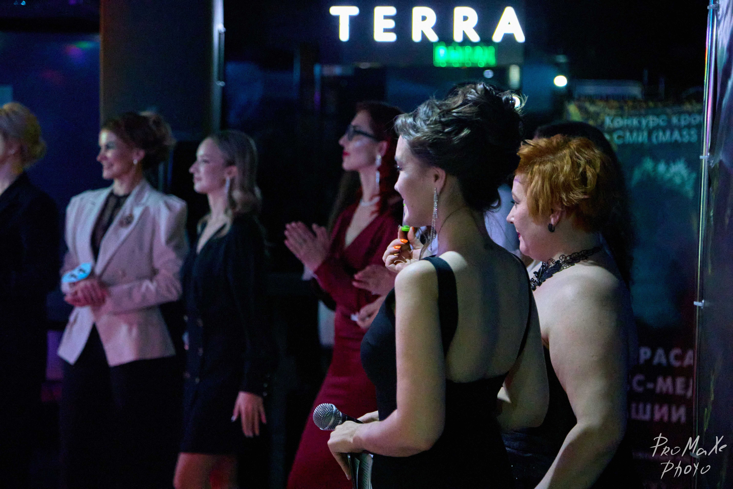 Зал КРАСА МАСС-МЕДИА ЧУВАШИИ. Владимир Суздалов (ProMaXe) — Портретный фотограф, тематические фотосессии в Чебоксарах