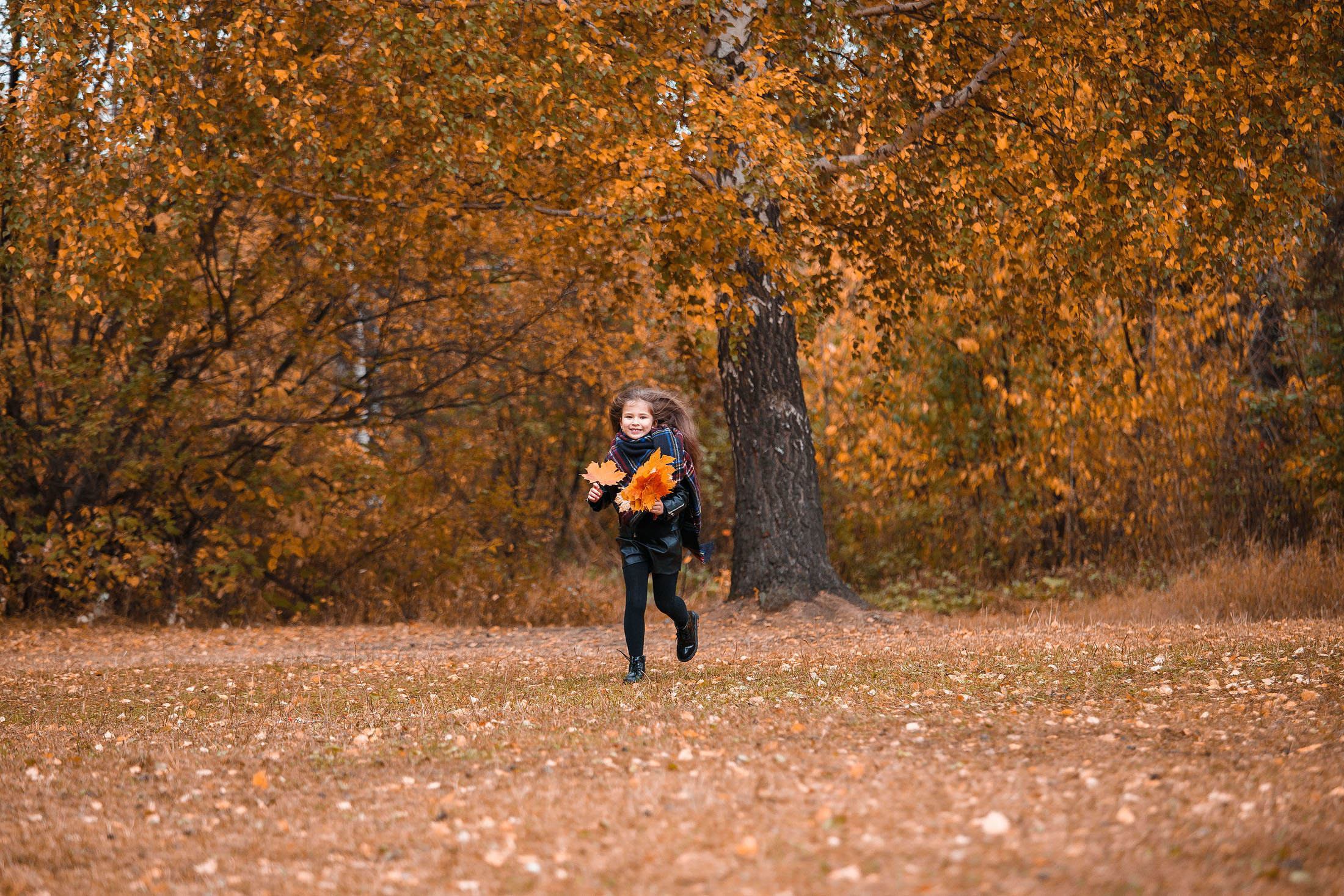 Осень в городе. Свадебный фотограф в Екатеринбурге Илья Корсаков