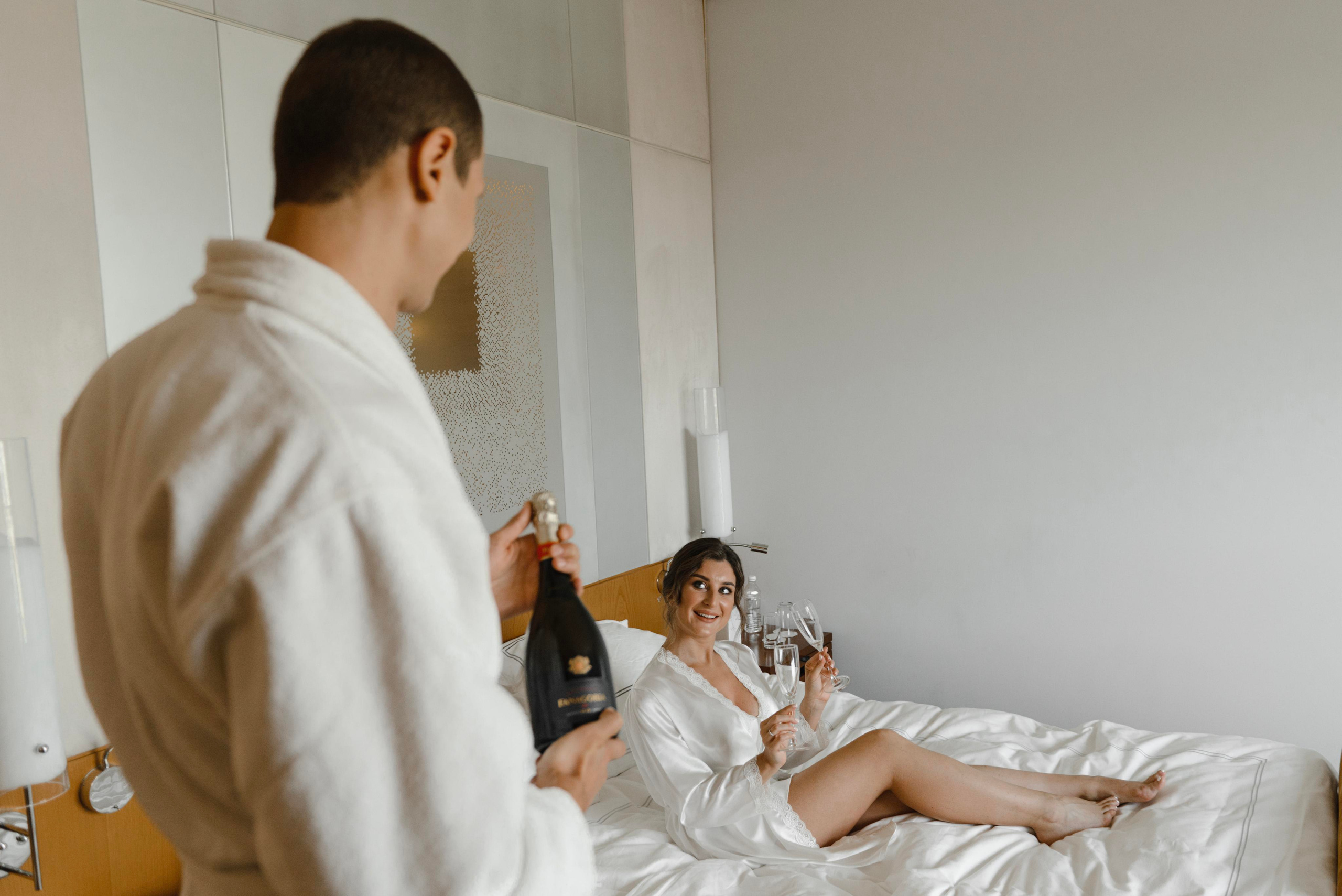 Сборы в  Swissôtel. Свадебный фотограф в Тамбове Андрей Шаталов