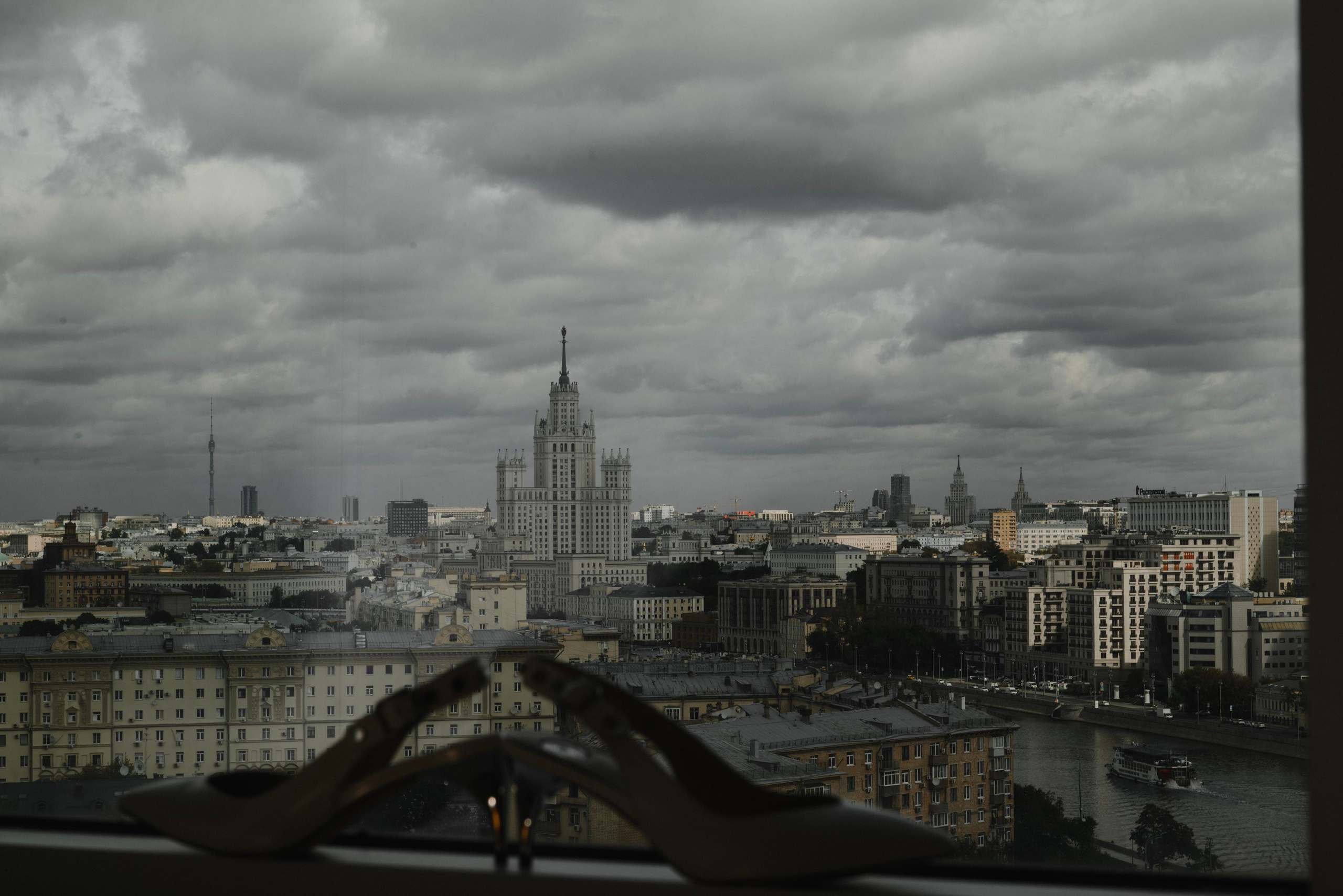 Сборы в  Swissôtel. Свадебный фотограф в Тамбове Андрей Шаталов