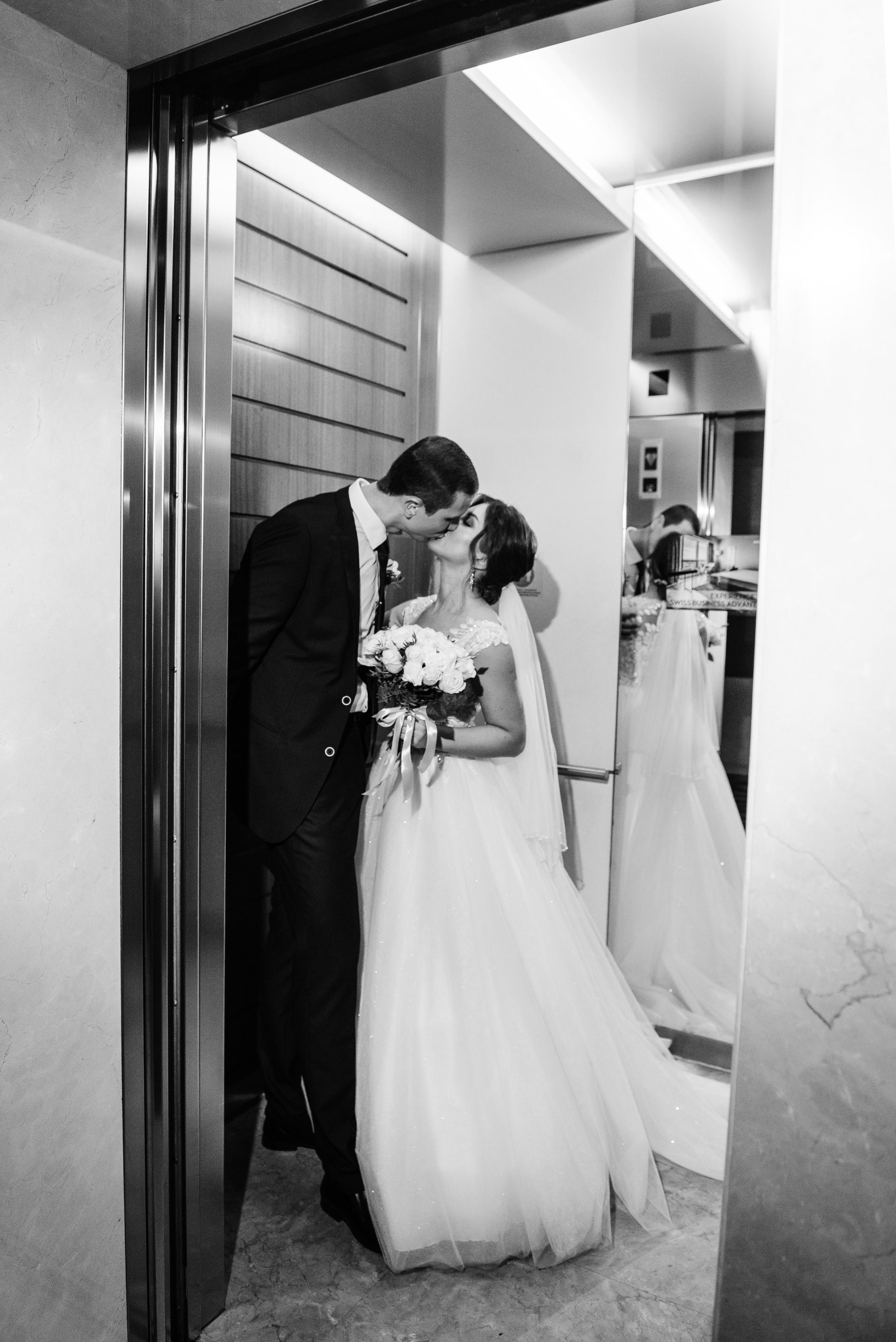 Сборы в  Swissôtel. Свадебный фотограф в Тамбове Андрей Шаталов