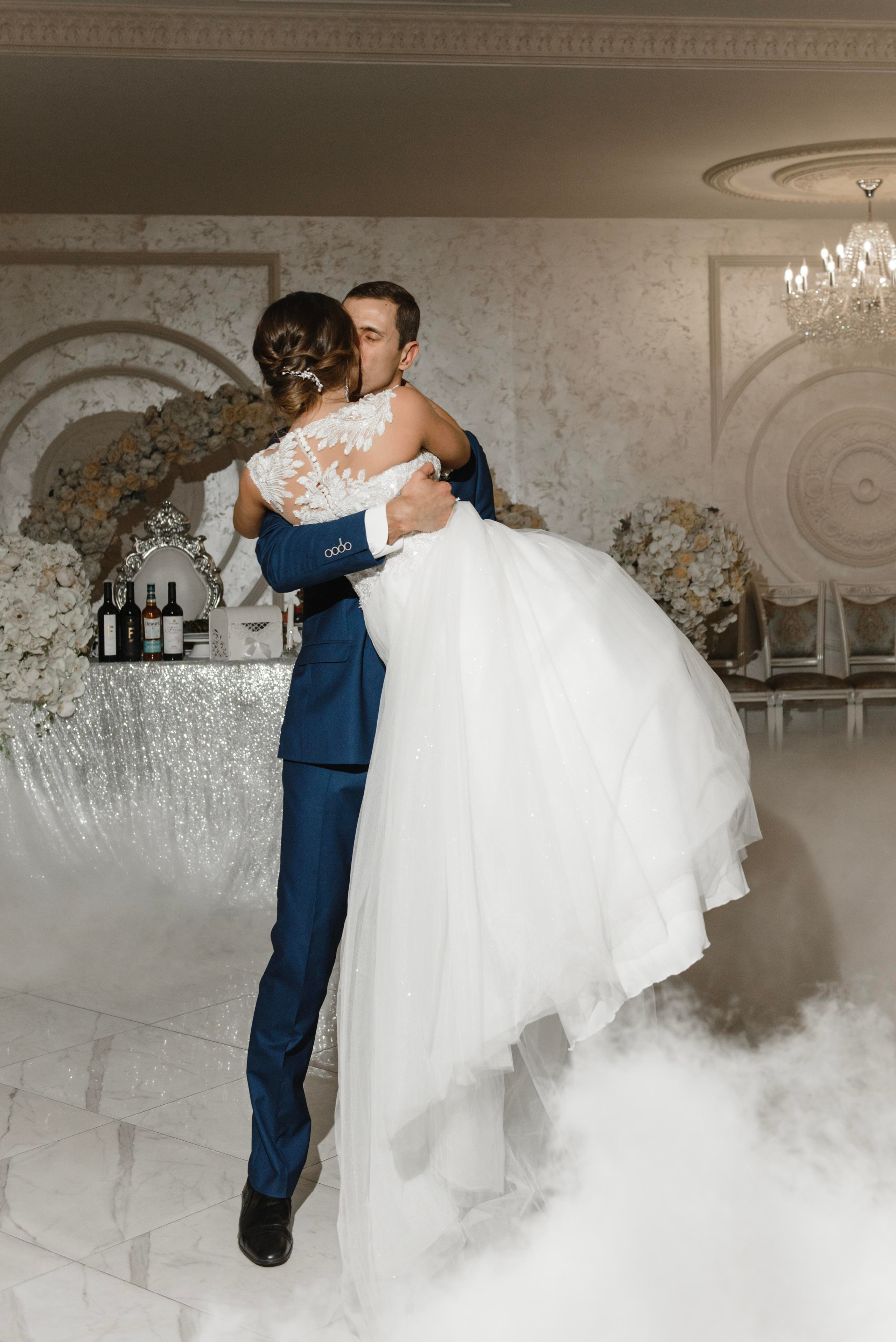 Сборы в  Swissôtel. Свадебный фотограф в Тамбове Андрей Шаталов