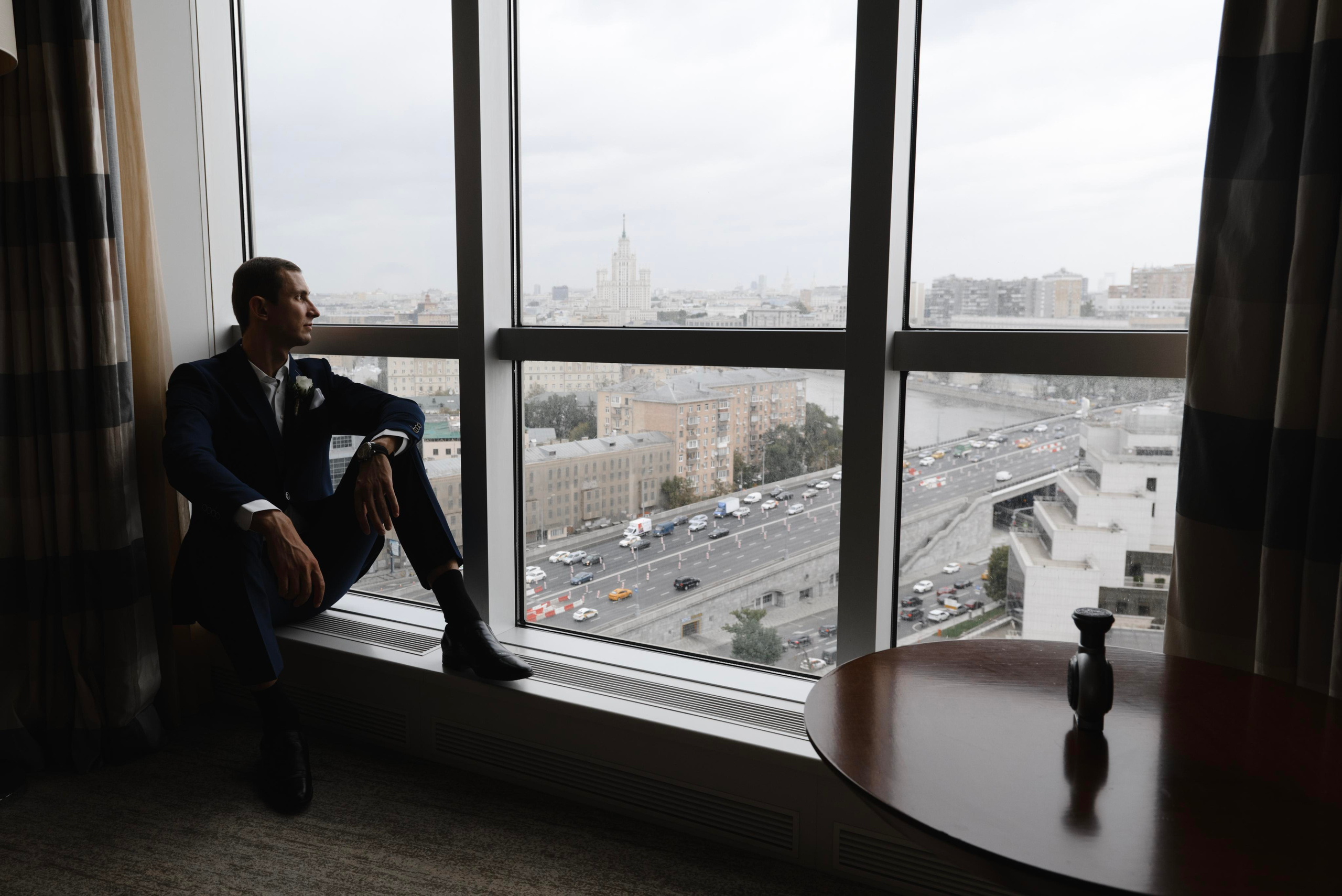 Сборы в  Swissôtel. Свадебный фотограф в Тамбове Андрей Шаталов