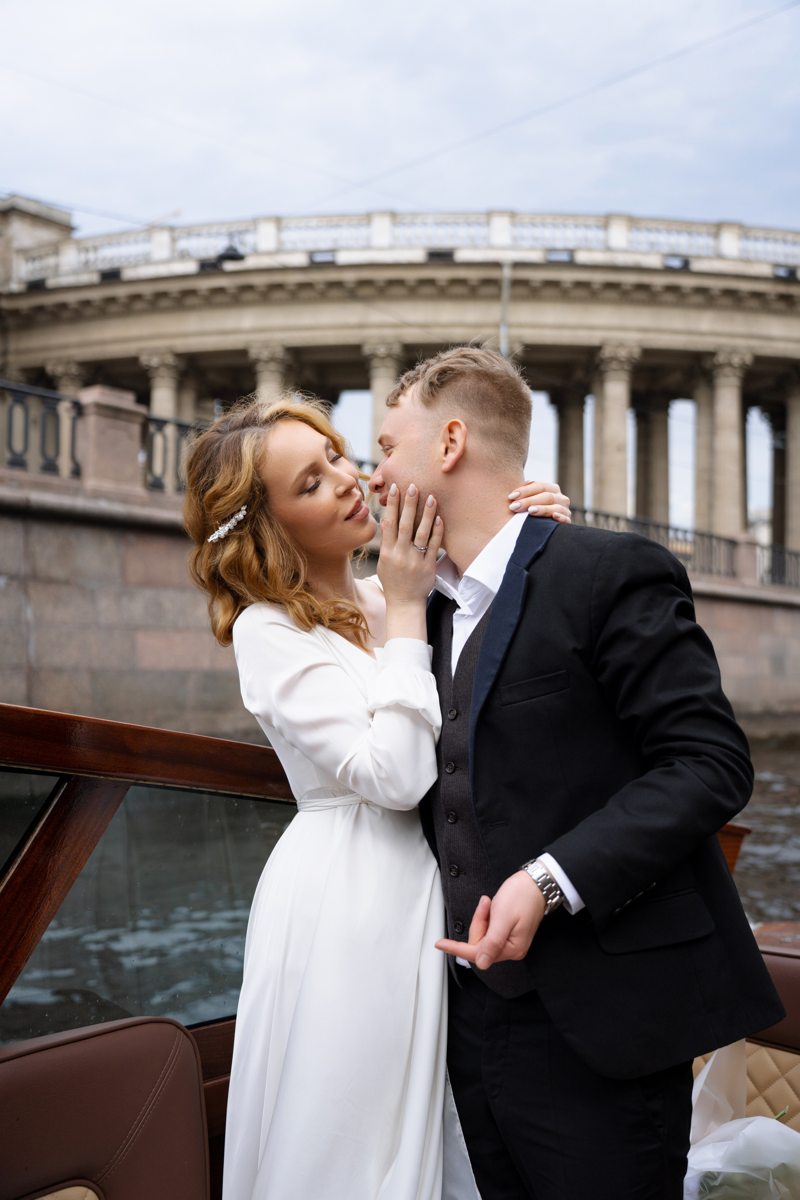 Свадьба на катере. Фотограф Оксана Шавва