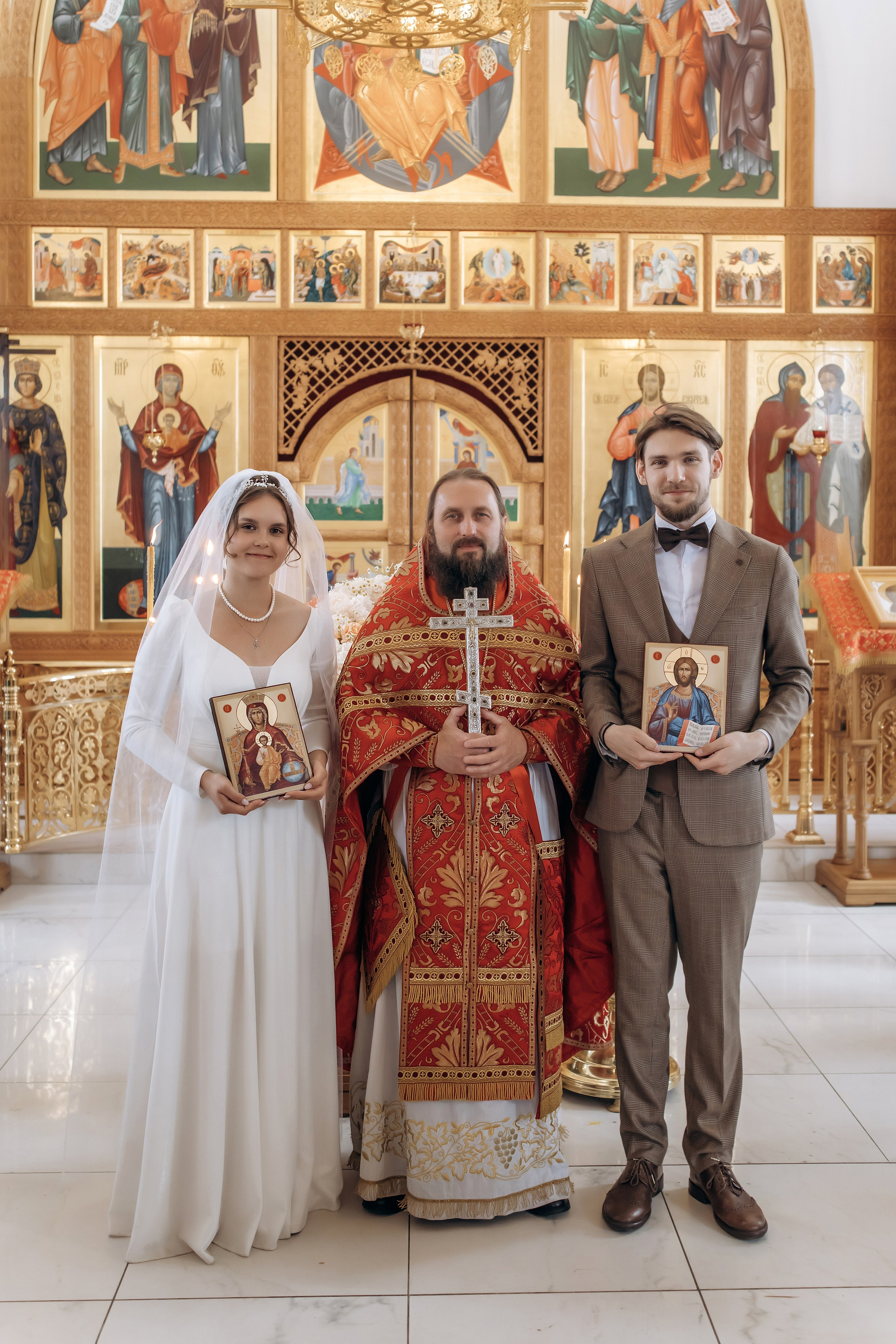 Венчание Владислава и Екатерины. Фотограф на крещении и венчании Елена Плинер, Псков и Псковская область