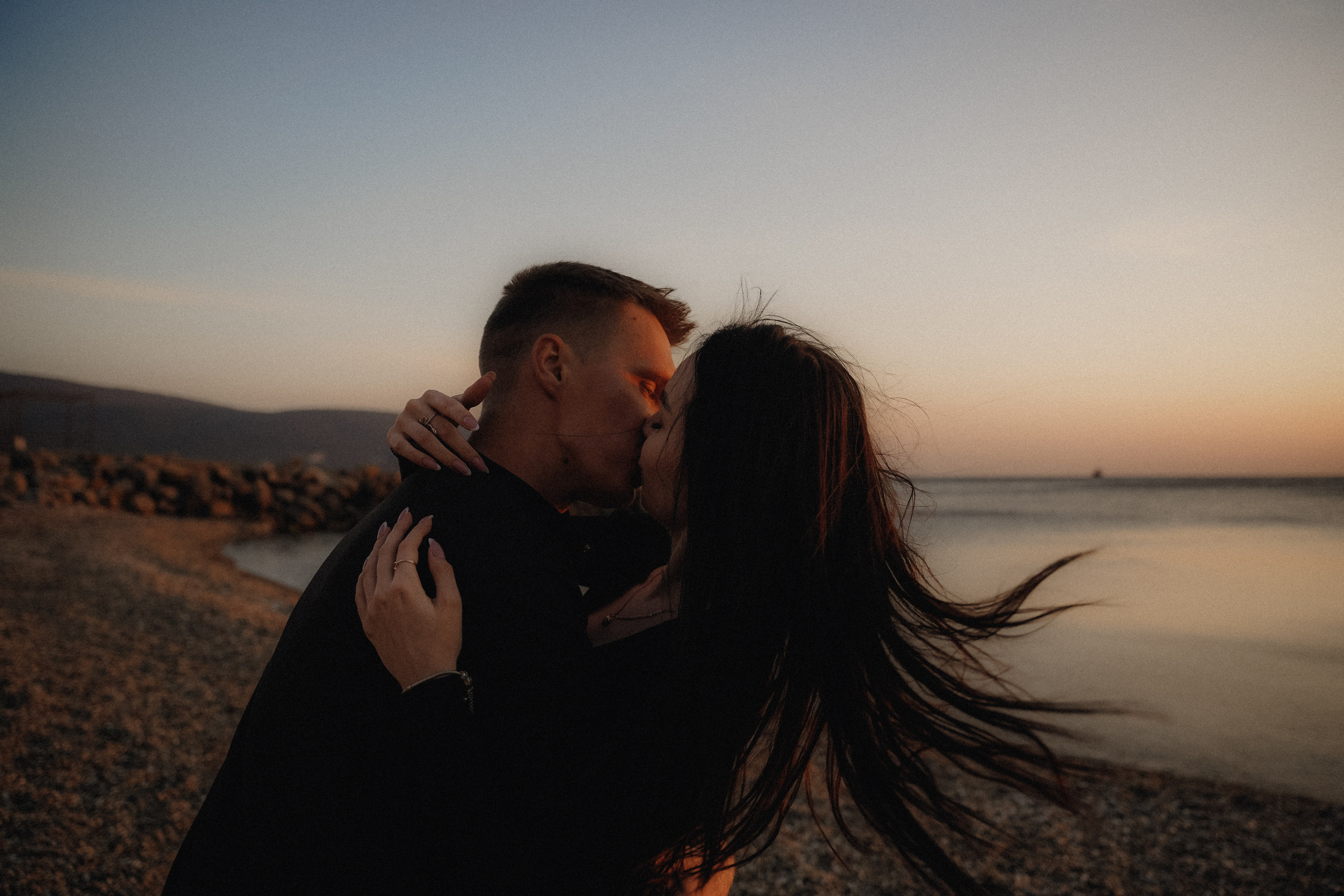 Вдвоем. VISUAL ARTIST · KRONGAUZ ANASTASIA