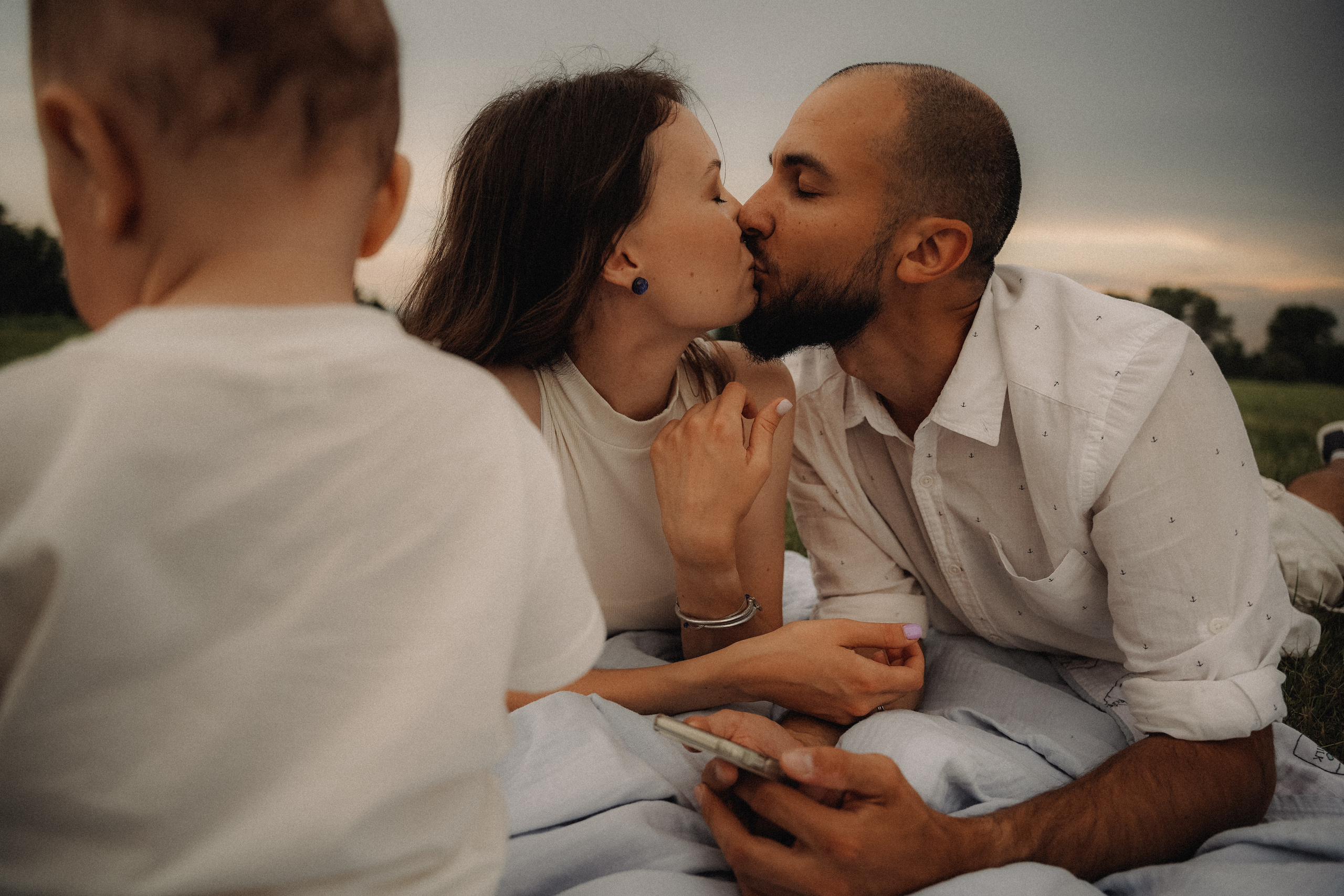 В парке. VISUAL ARTIST · KRONGAUZ ANASTASIA