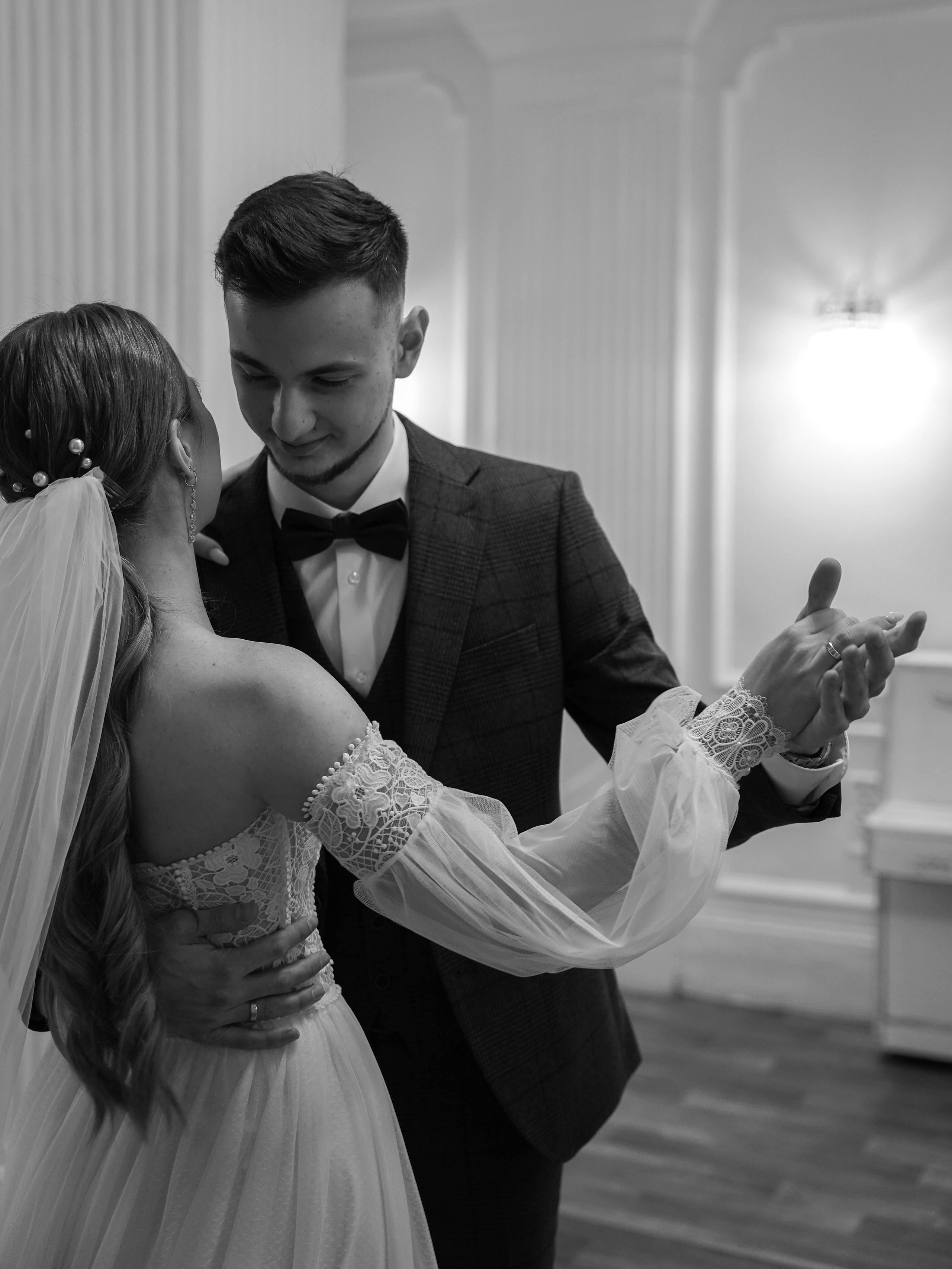 Загс. VISUAL ARTIST · KRONGAUZ ANASTASIA