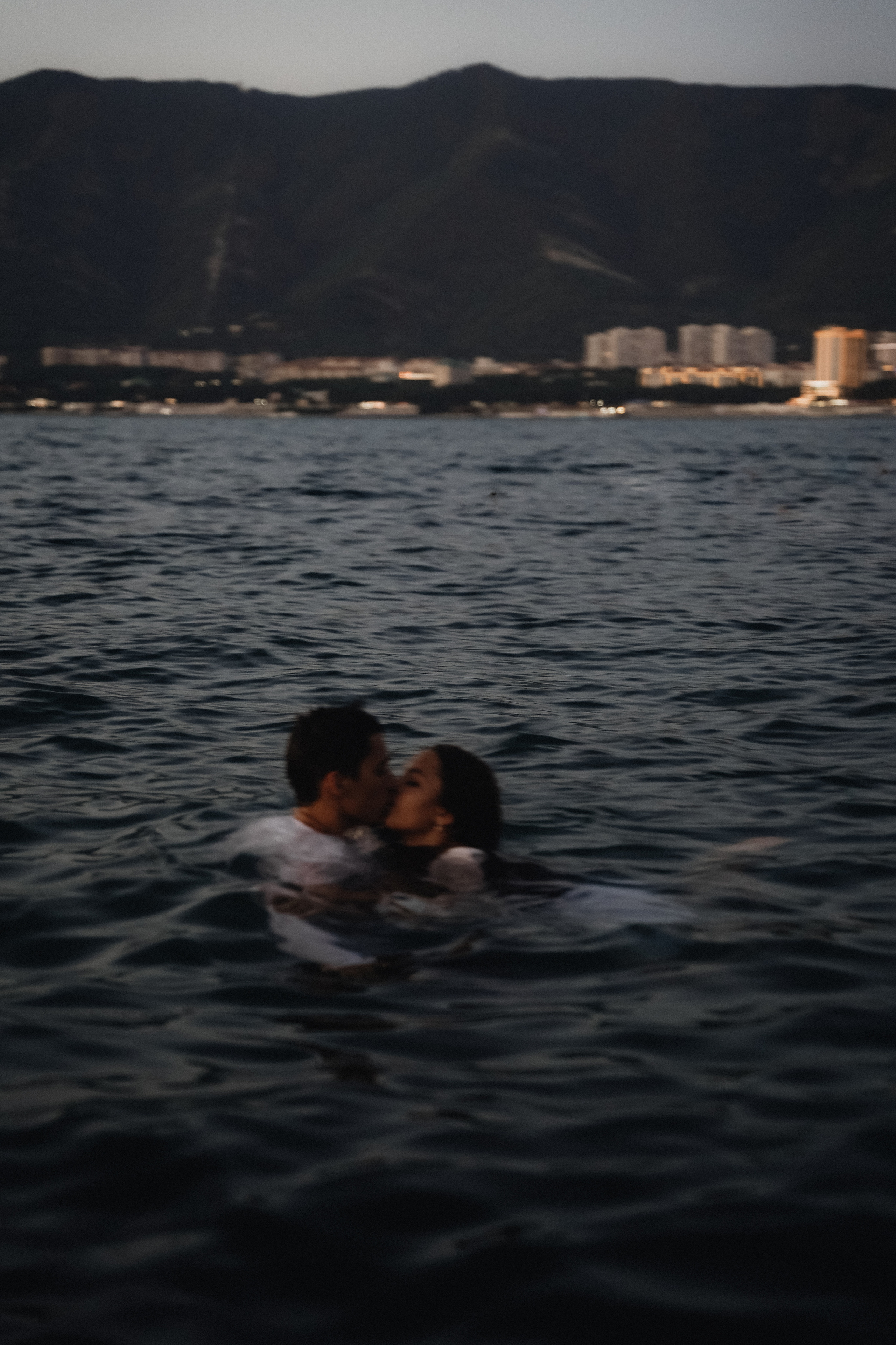 Ночной Геленджик. VISUAL ARTIST · KRONGAUZ ANASTASIA