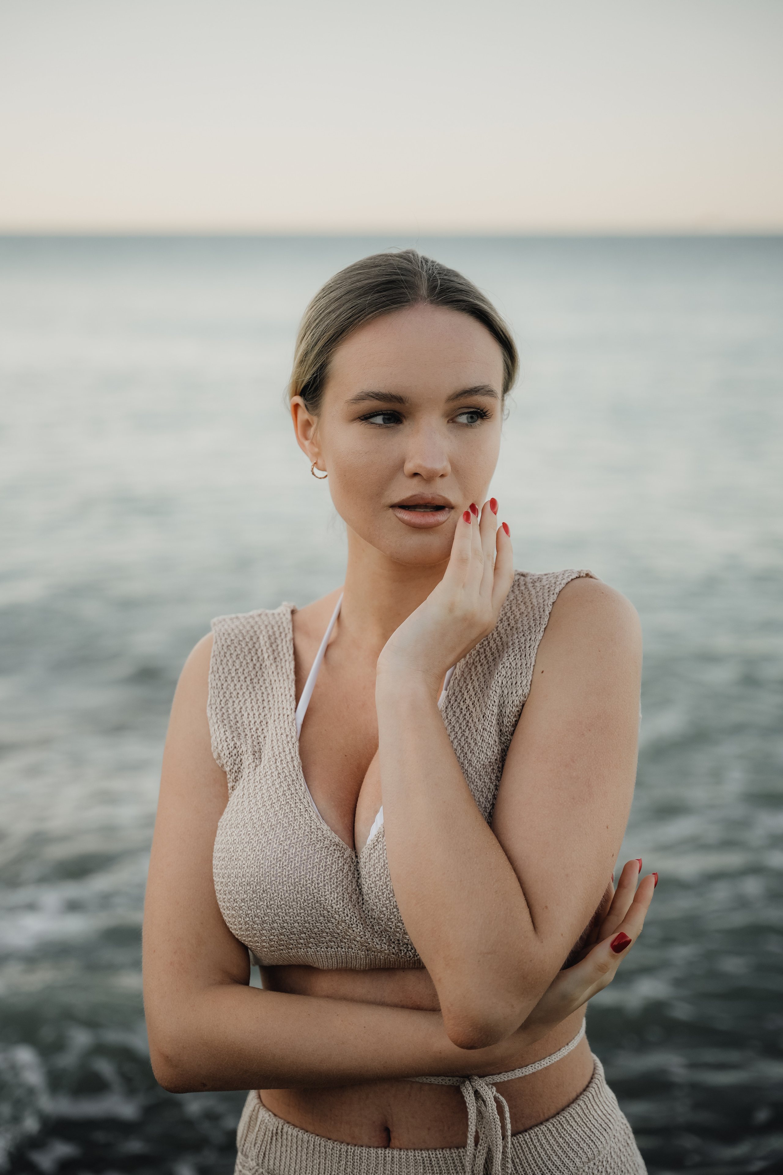 Нежная. VISUAL ARTIST · KRONGAUZ ANASTASIA