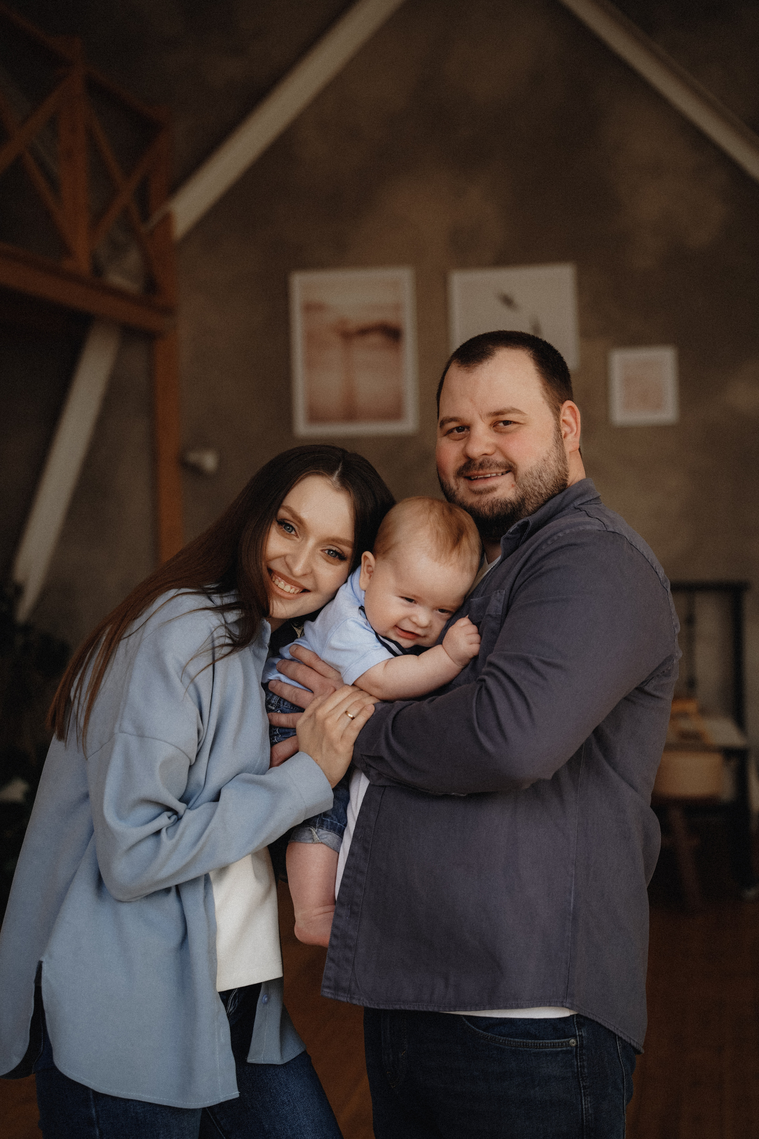 Теплая. VISUAL ARTIST · KRONGAUZ ANASTASIA