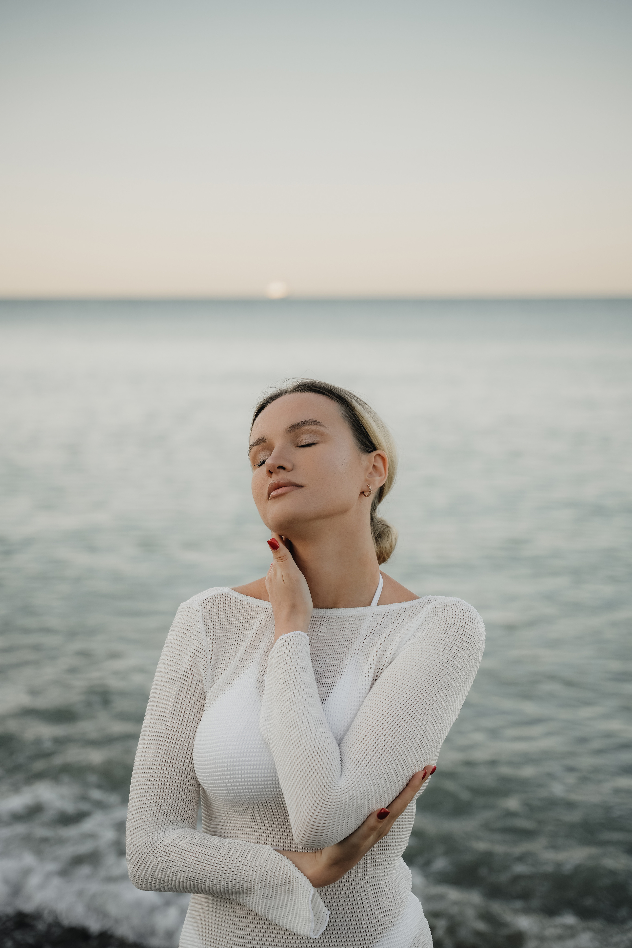 Нежная. VISUAL ARTIST · KRONGAUZ ANASTASIA