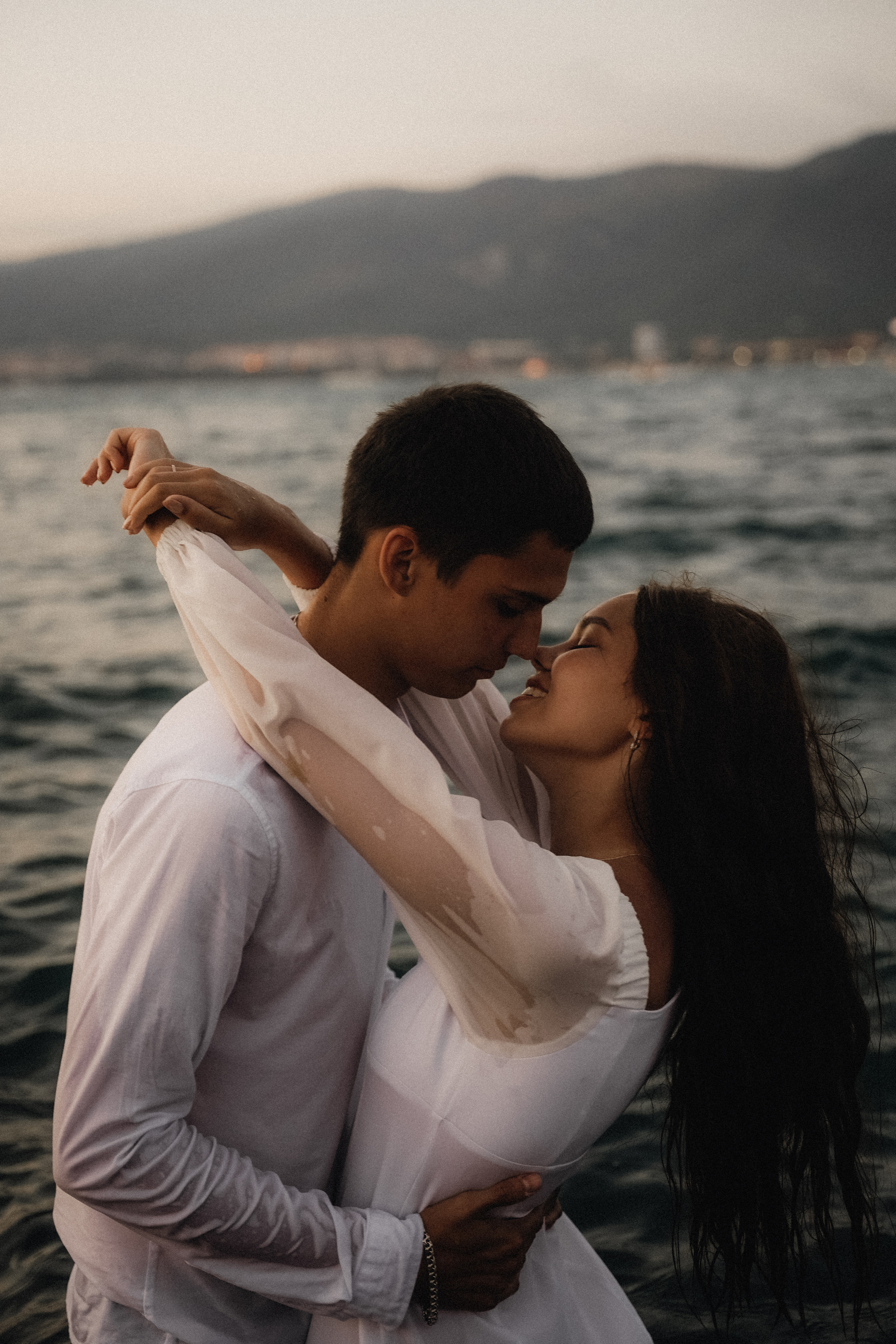 Ночной Геленджик. VISUAL ARTIST · KRONGAUZ ANASTASIA