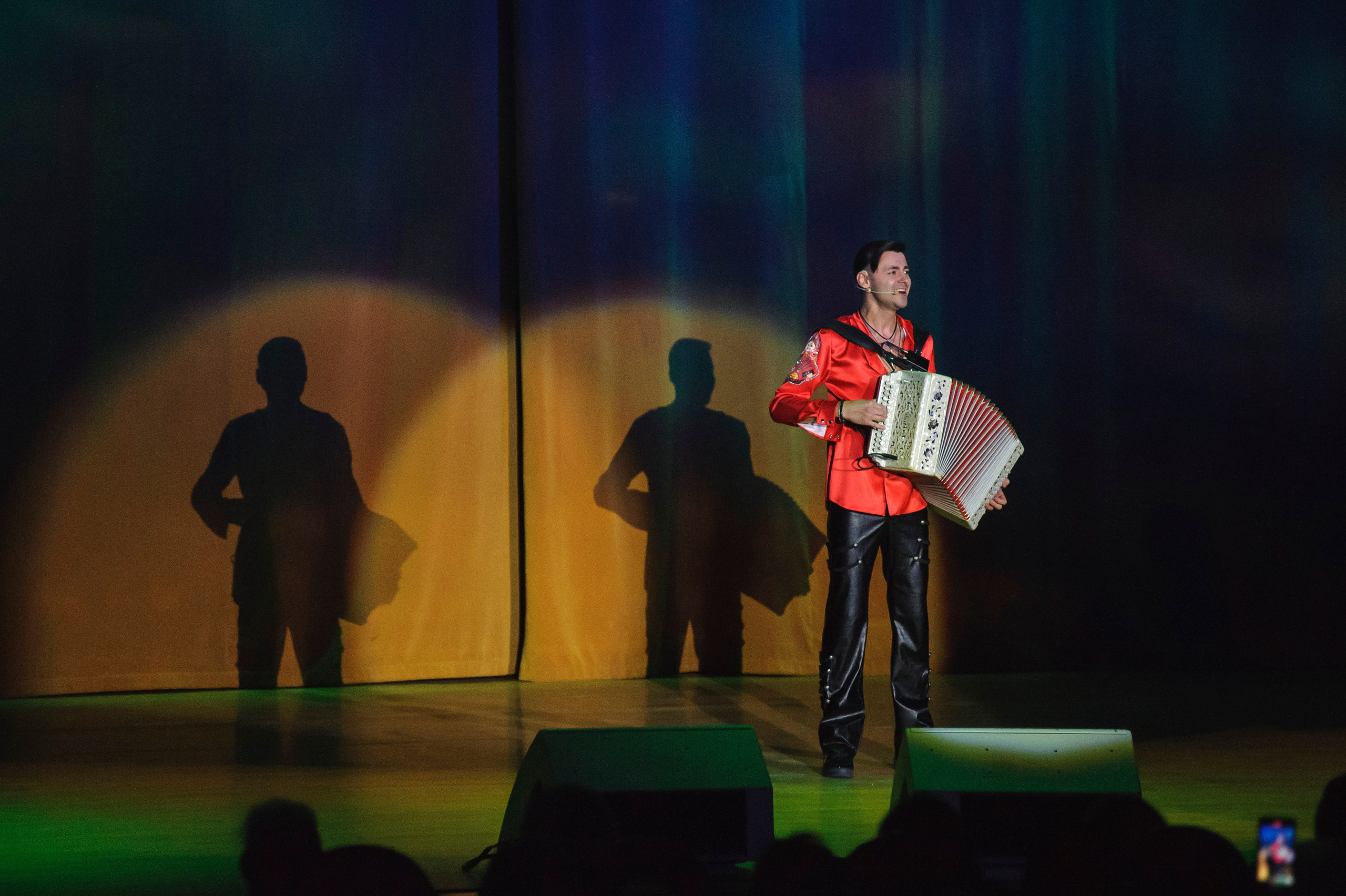 «Душевные песни» — «Имена на все времена», ЗЦС. Бренд-фотограф для экспертов и блогеров в Москве Влада Горбовская