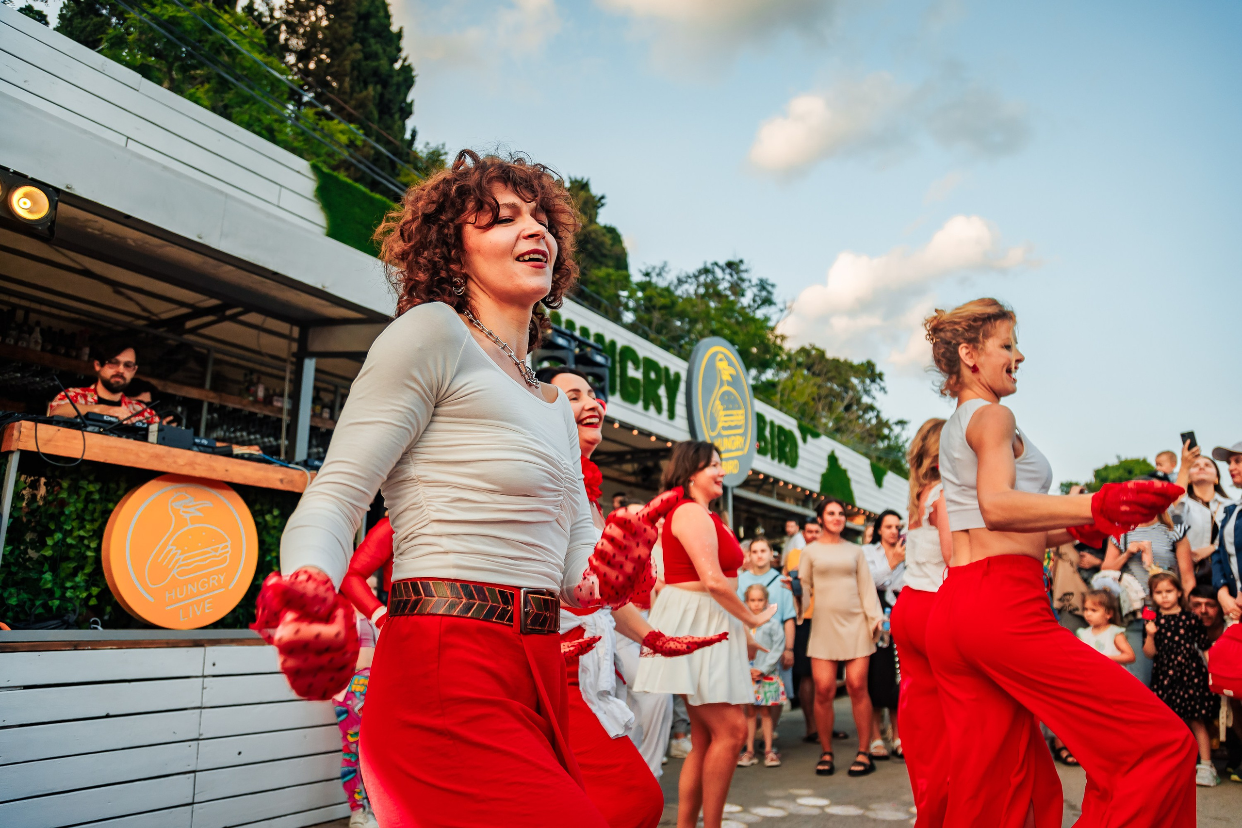 Открытие сезона в HUNGRY BIRD_Симеиз_Крым_14.06.2025. Аминов Руслан | Фотограф