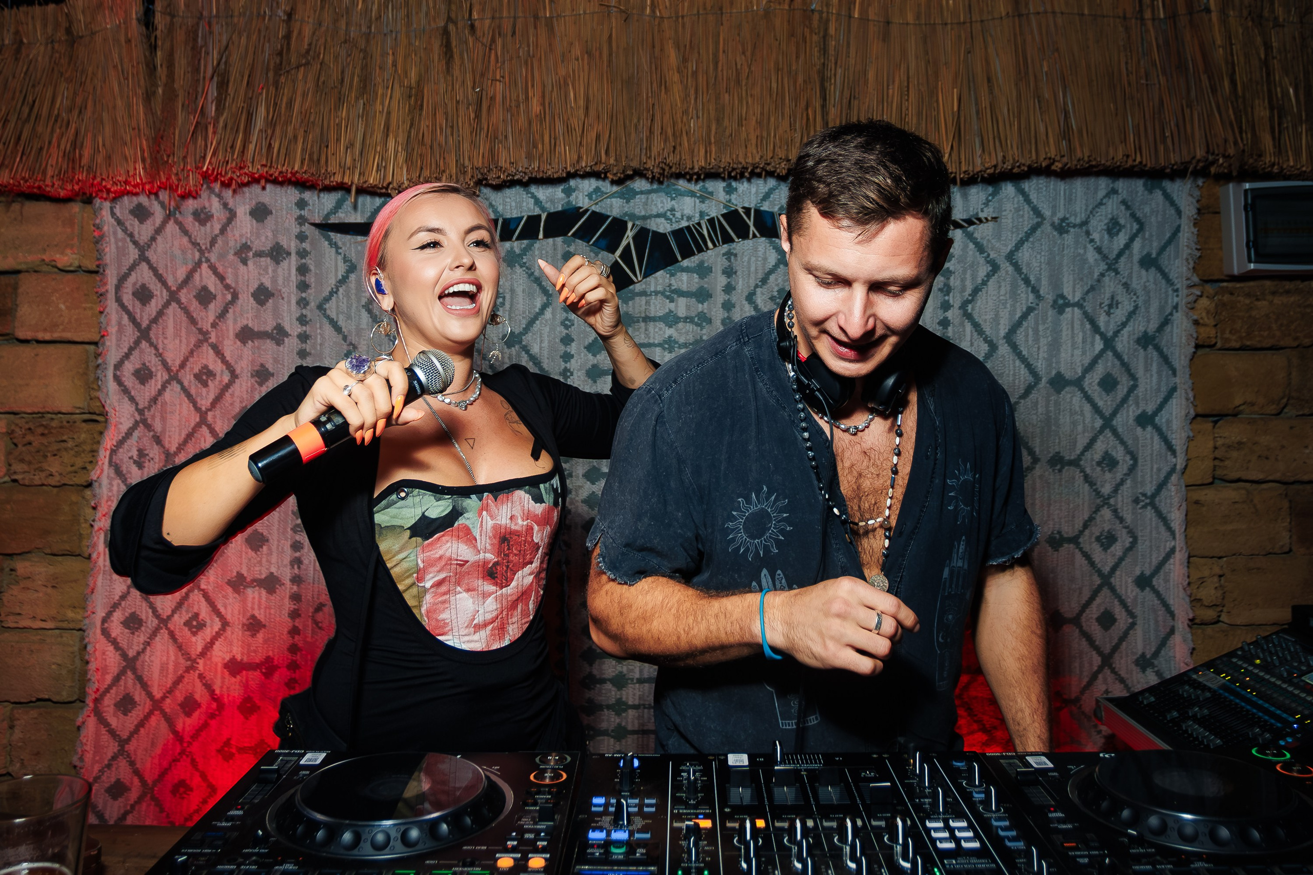 «КРАВЦ"_Чайка на пляже_Ялта_27.08.2025 г. Аминов Руслан | Фотограф