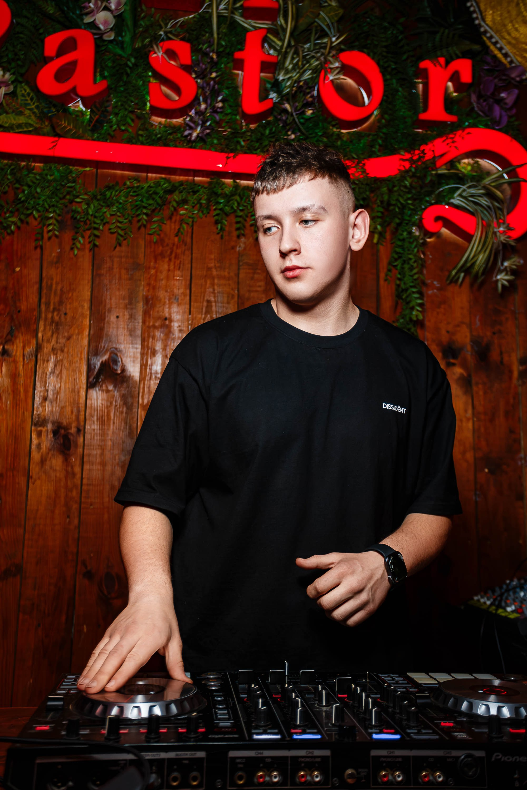 Dj Twist & Mc Grek_El Pastor_Симферополь_7.12.2024. Аминов Руслан | Фотограф