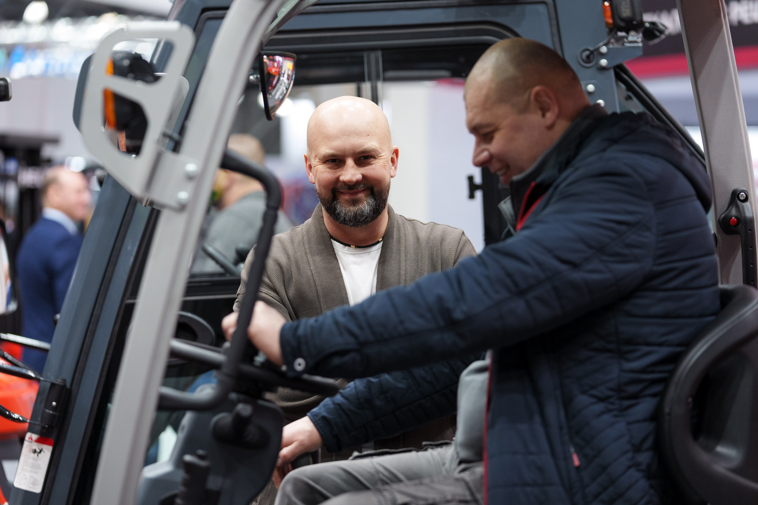 HELI. Стенд в Крокус Экспо. Фотограф Саша Блюз