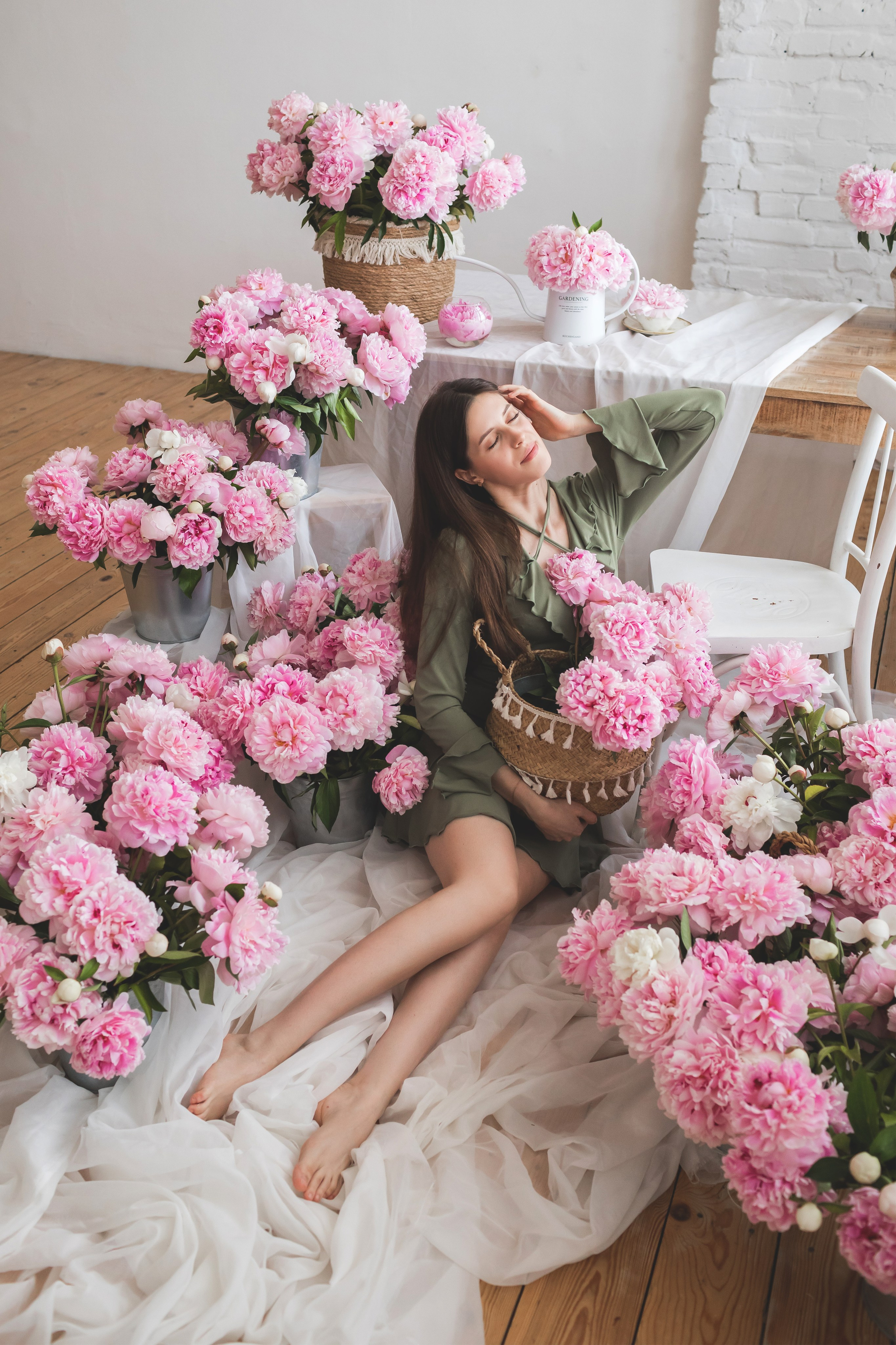 Пионы в студии. Семейный и детский фотограф Краснодар Валерия Власенко