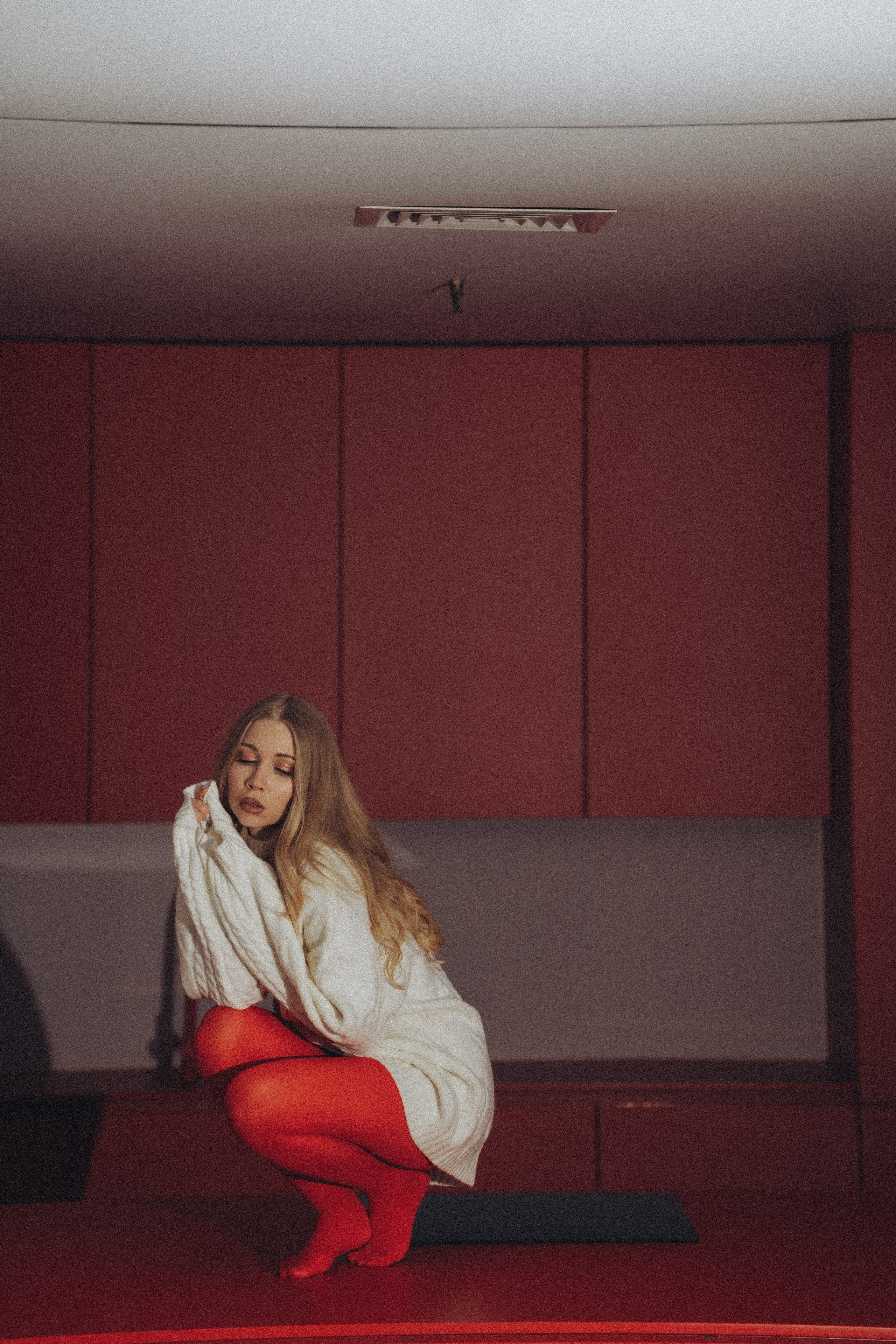 ФОТОСЕССИЯ К НОВОМУ ГОДУ В СТУДИИ С ЕЛОЧКОЙ КРАСИВЫЙ ОБРАЗ. Профессиональный фотограф, Санкт-Петербург — Виктория Богомолова