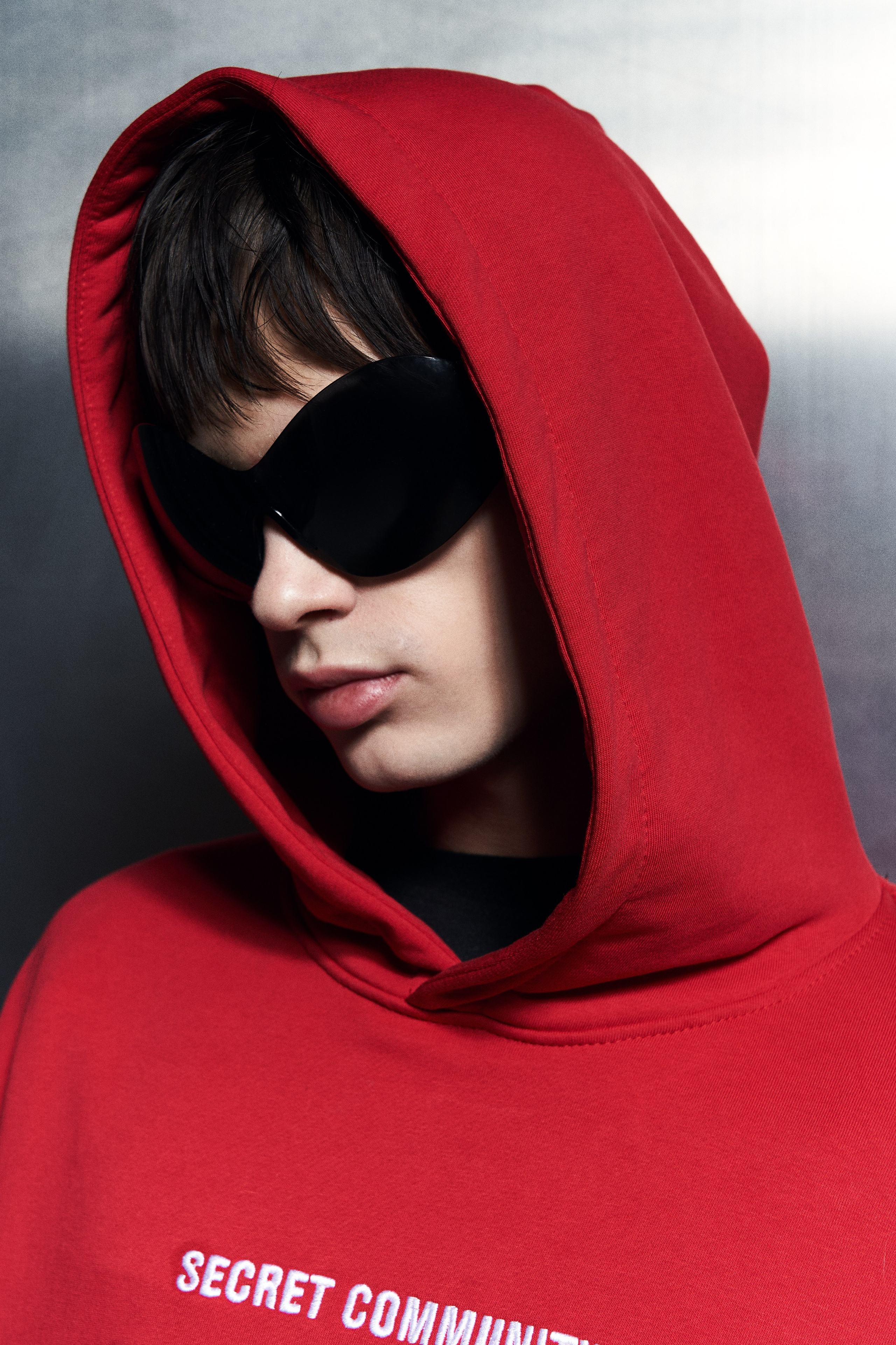 SCRMERCH — CLOSED DROP. DINIS MUSTAFIN | PHOTOGRAPHY