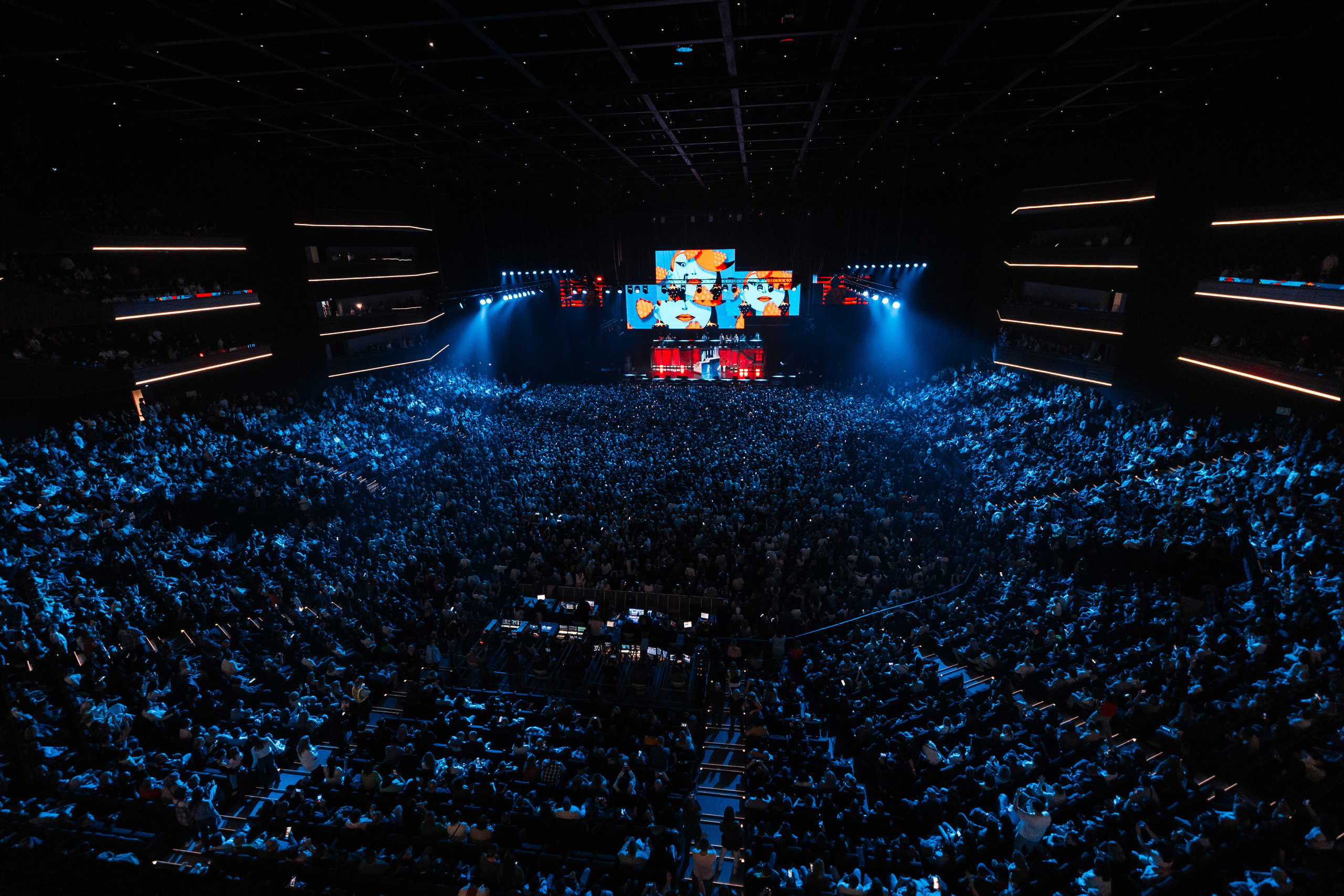 ИВАНУШКИ INTERNETIONAL 29.11.25. Концертный и репортажный фотограф в Москве и Санкт-Петербурге Мария