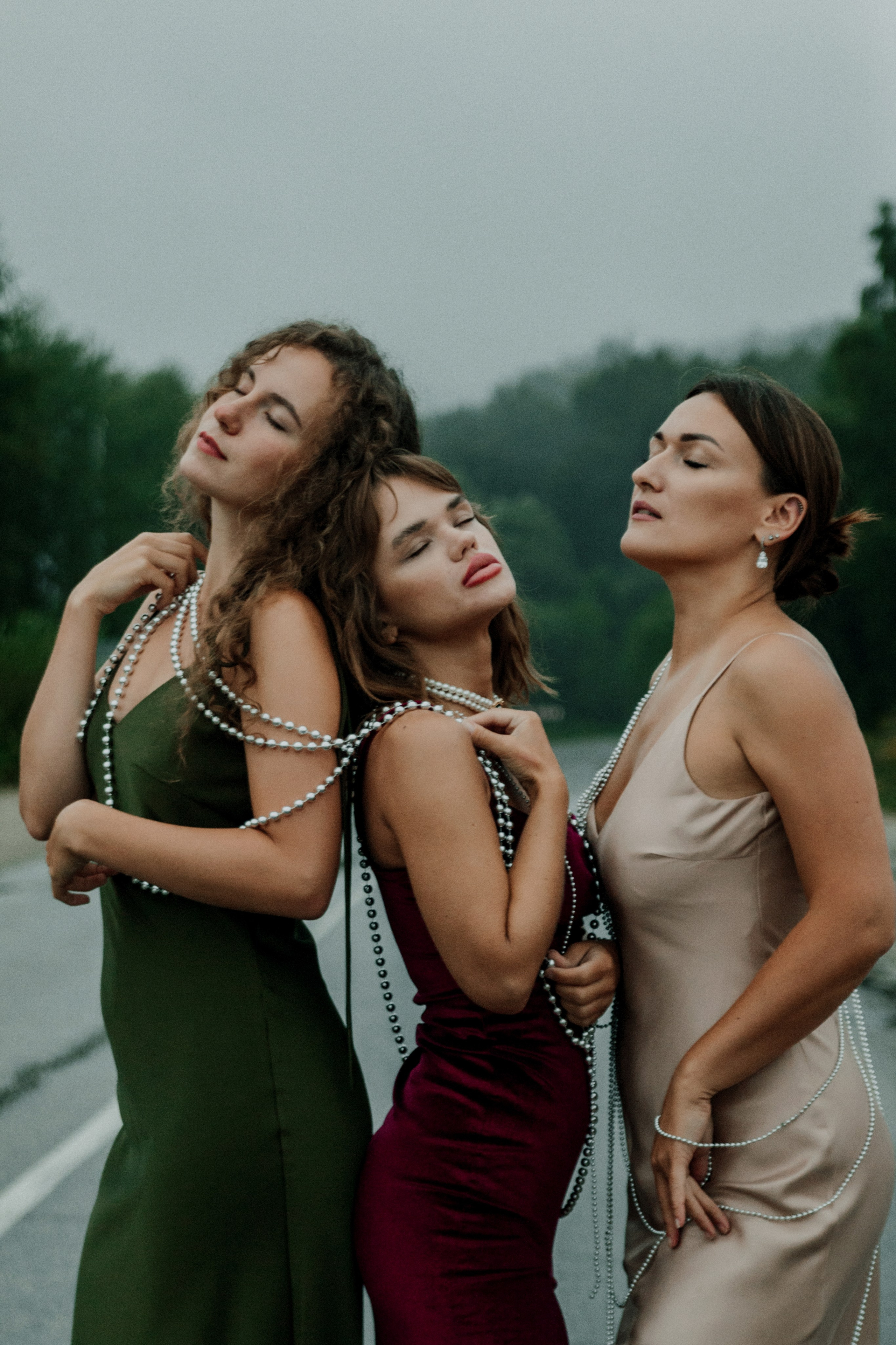 Настя & Оля & Настя. Свадебный и индивидуальный фотограф в Суворове Клюева Мария