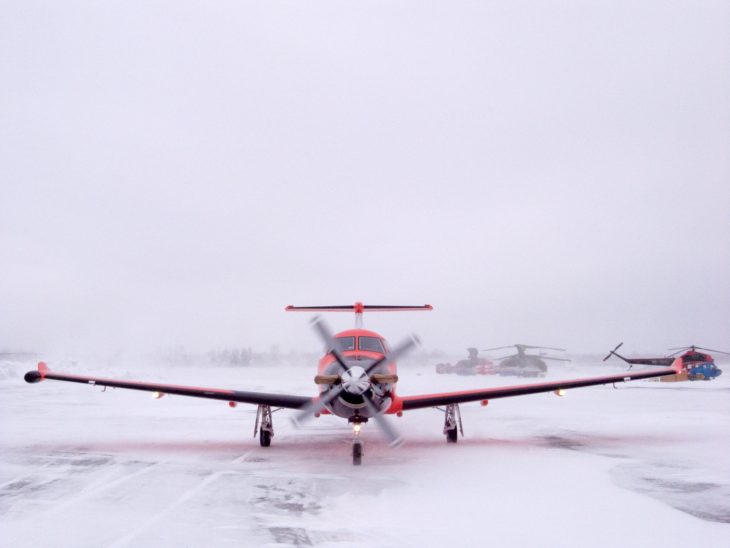 Фотоработы о деятельности  компании Аэротакси. Коммерческая фотосъёмка городской среды, архитектуры и производственных объектов