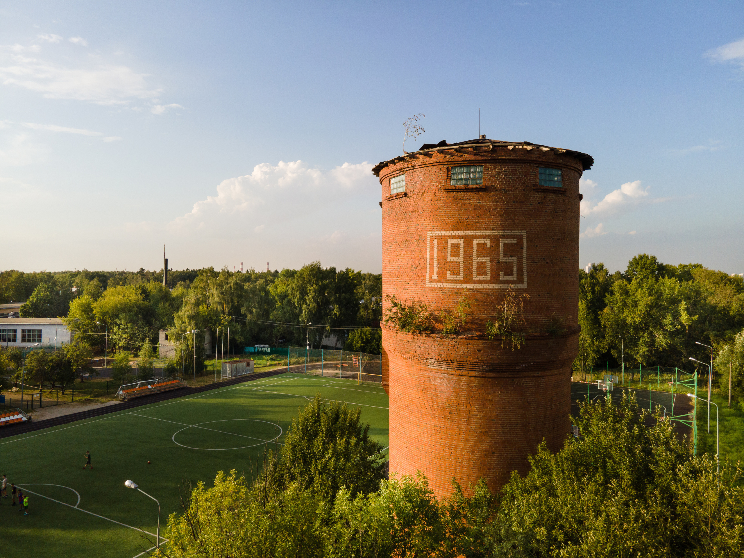 Аэрофотосъемки с квадракоптера. Коммерческая фотосъёмка городской среды, архитектуры и производственных объектов