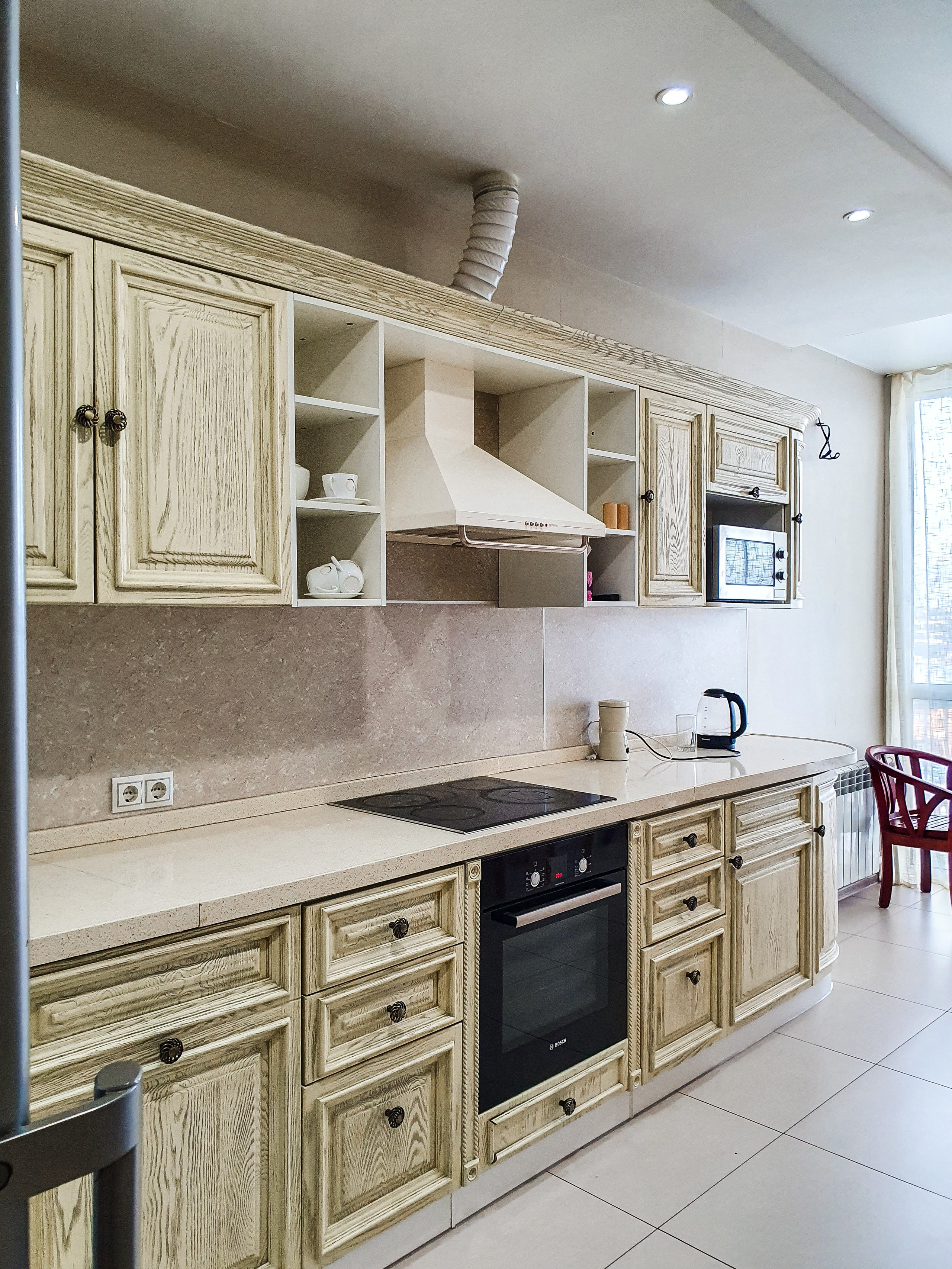 Кухня Фастовская 29. Компания по производству премиальной мебели в городе Владивосток Chezvl