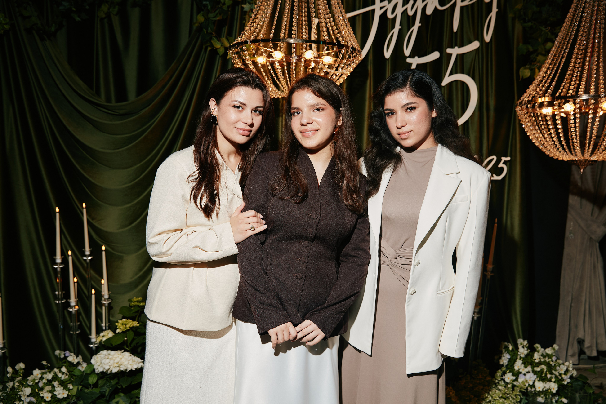 День рождения в Двин Холл 02.05. Свадебный репортажный фотограф краснодар максим дремов дрёмов фотосессия студия цена