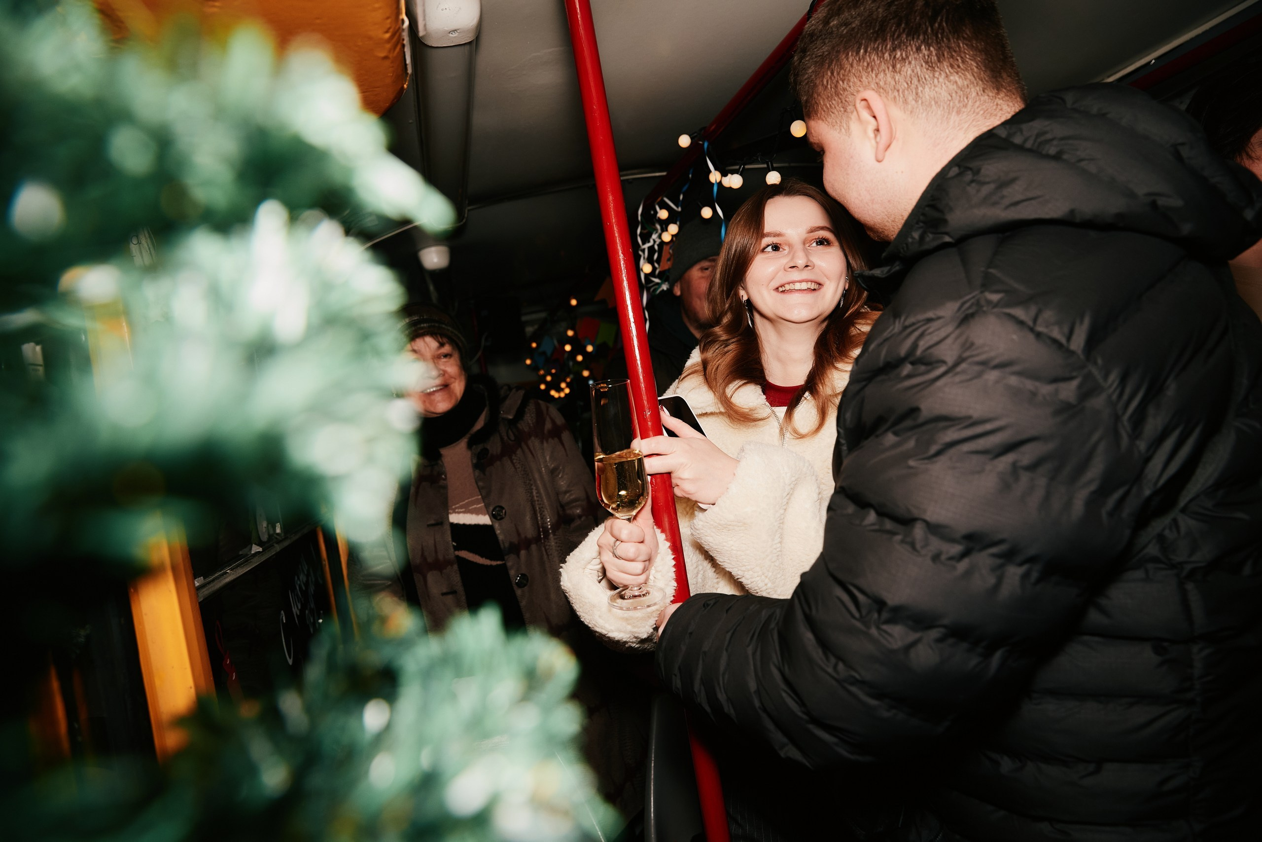 Новогодний трамвай 2026. Свадебный репортажный фотограф краснодар максим дремов дрёмов фотосессия студия цена