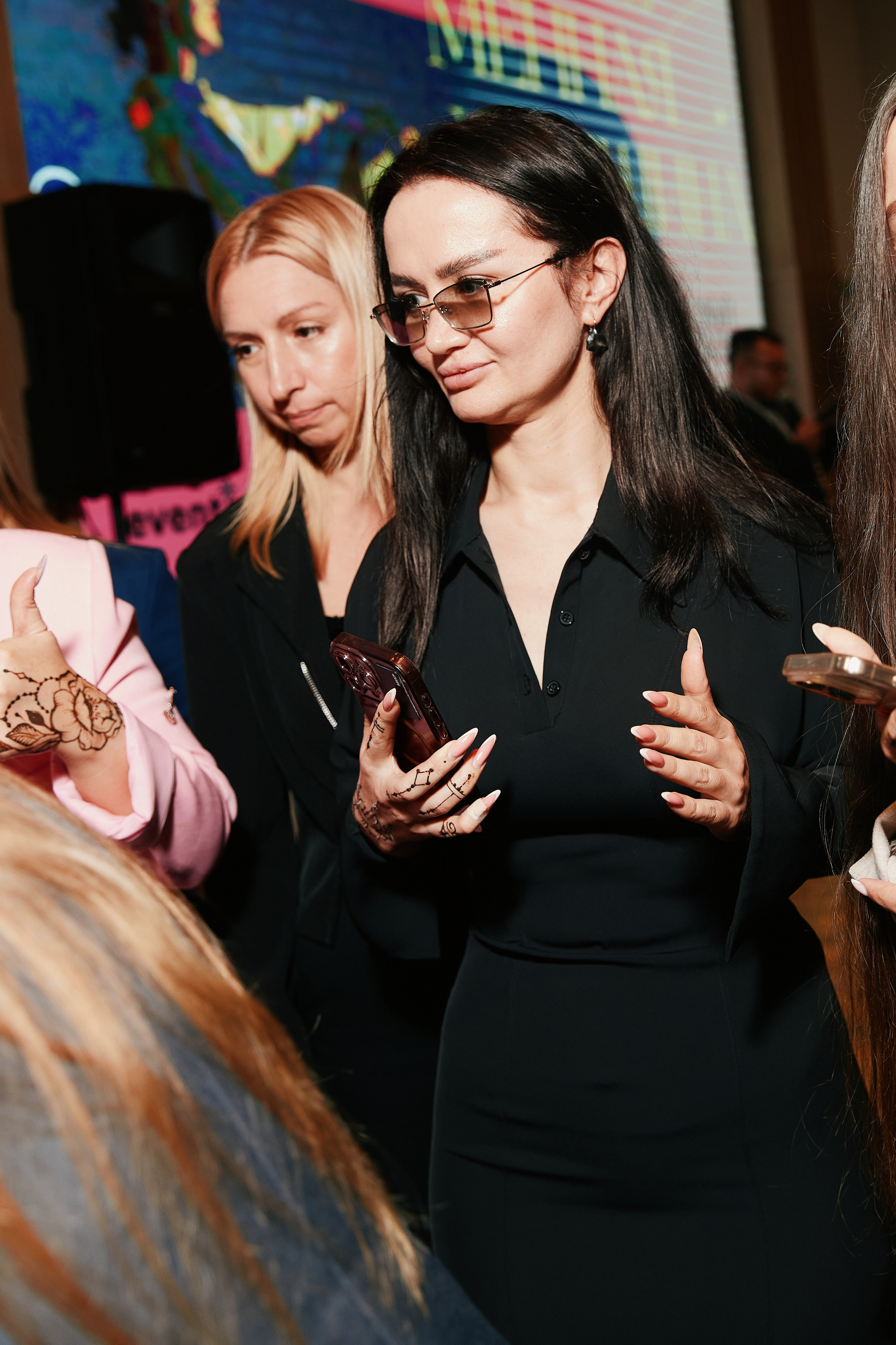 Современная женщина в Hilton 26.10. Свадебный репортажный фотограф краснодар максим дремов дрёмов фотосессия студия цена