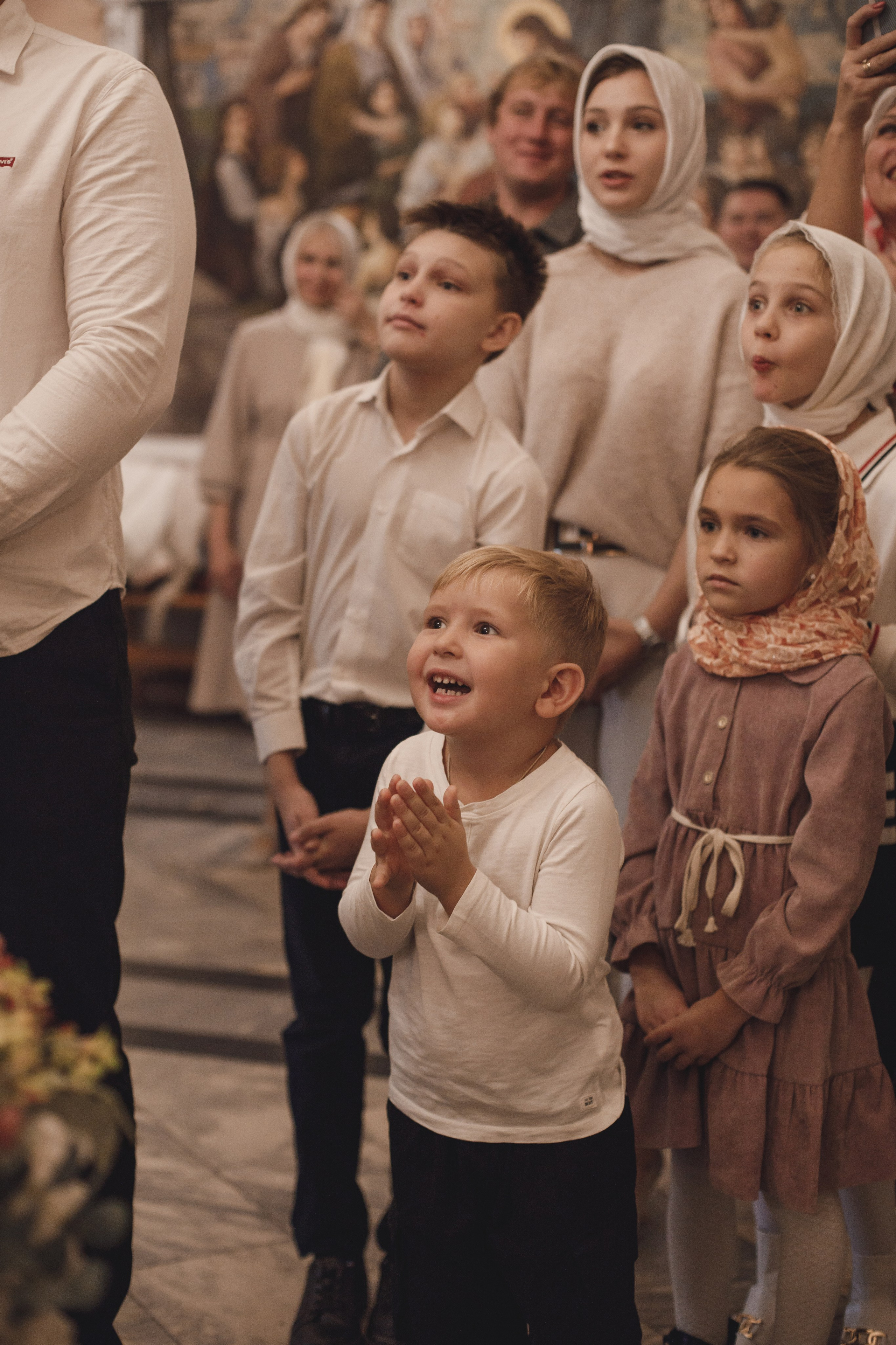 Фотосъёмка таинства крещения в Белгороде. Свадебный и контент фотограф в Белгороде Ярослав Гаврилейченко