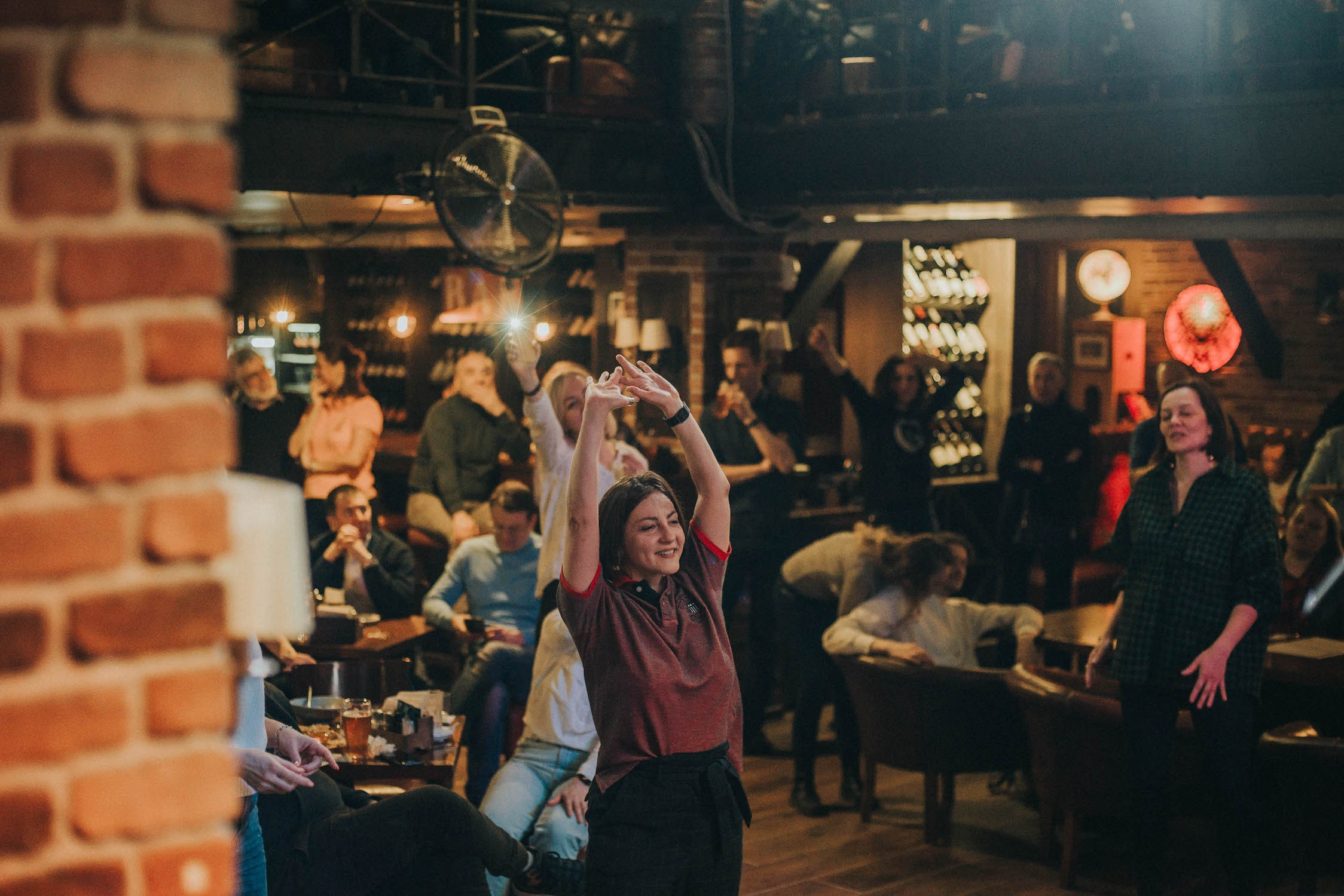 LifePub 16.03.2022. Московская кавер-группа BankBand