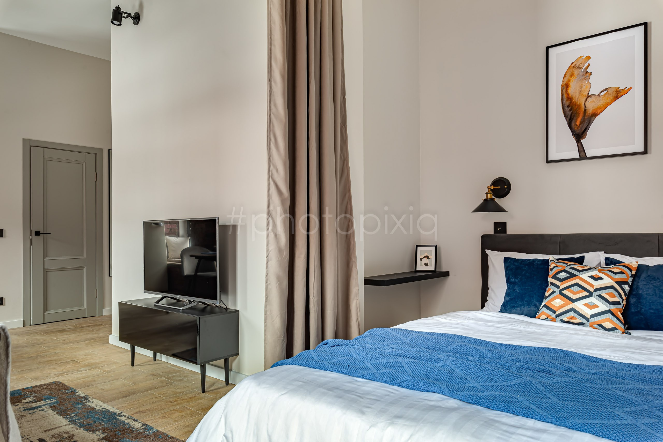 Интерьерная съёмка квартиры студии для аренды на Михалковской. Интерьерная съёмка и виртуальные туры — Интерьерный фотограф Кузнецов Сергей (photopixiq)