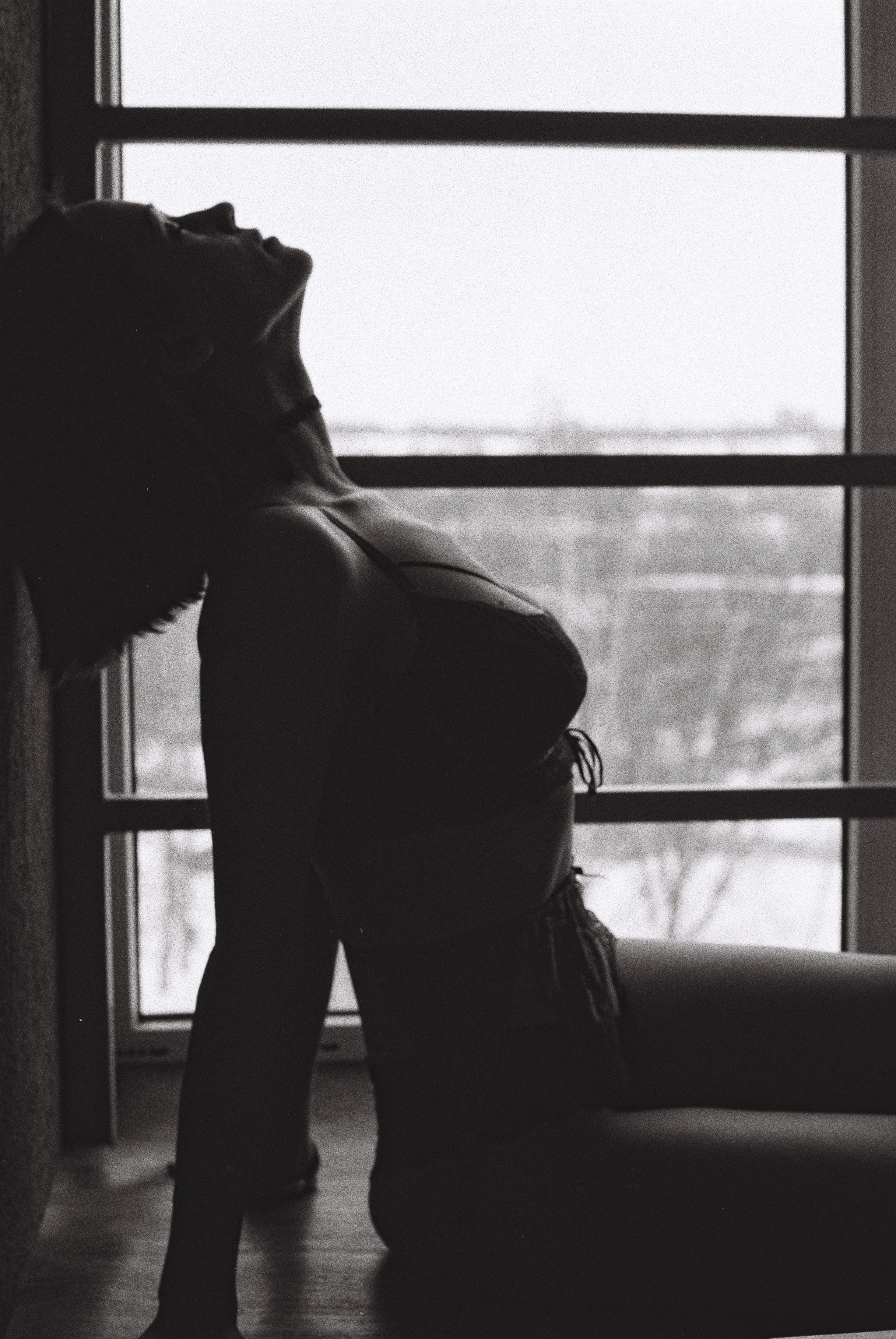 What are you waiting for?. Art photographer Romanda Che