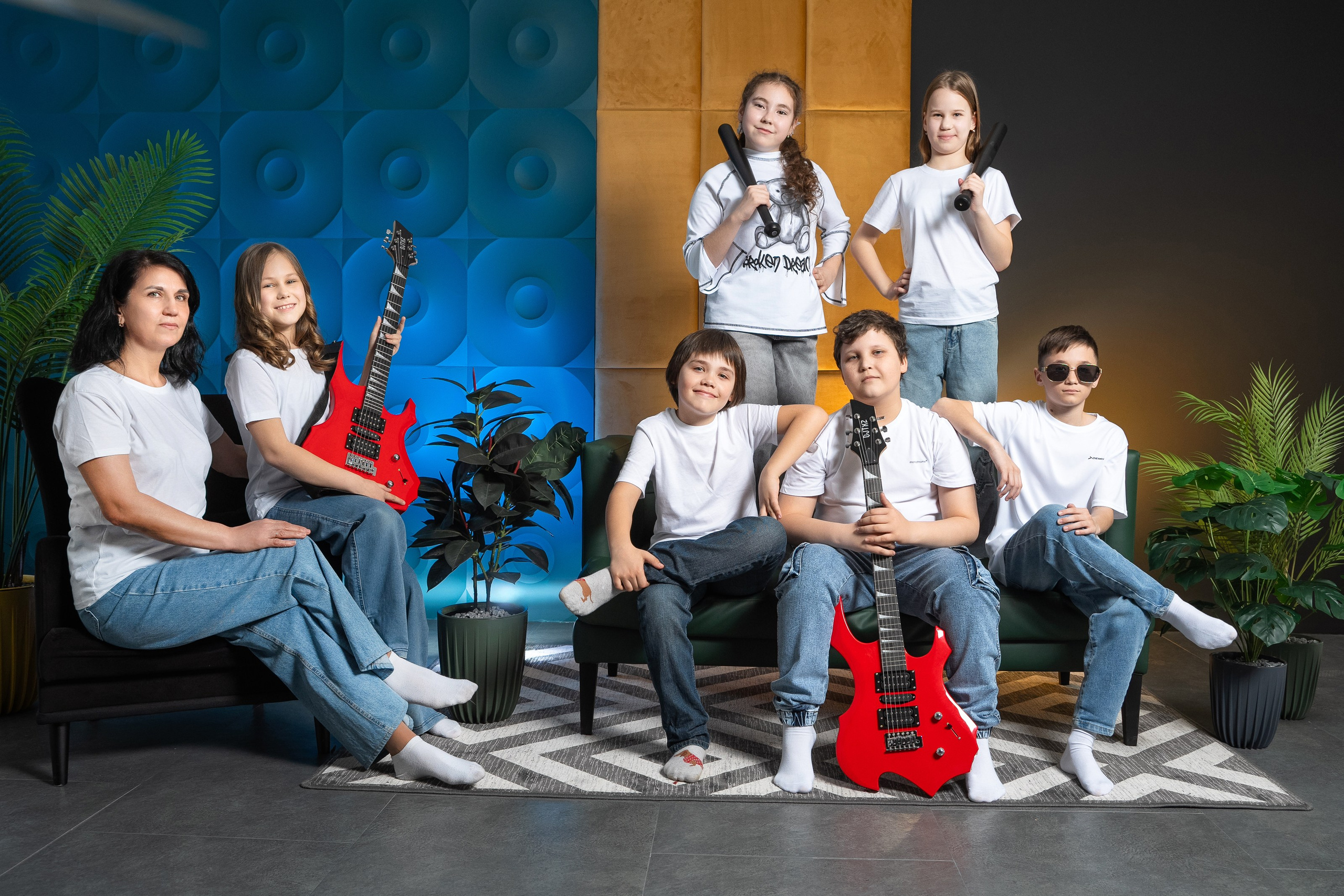 Выпускная фотосессия в фотостудии. Выпускные альбомы Нижнекамск Набережные Челны Фотостудия Небо