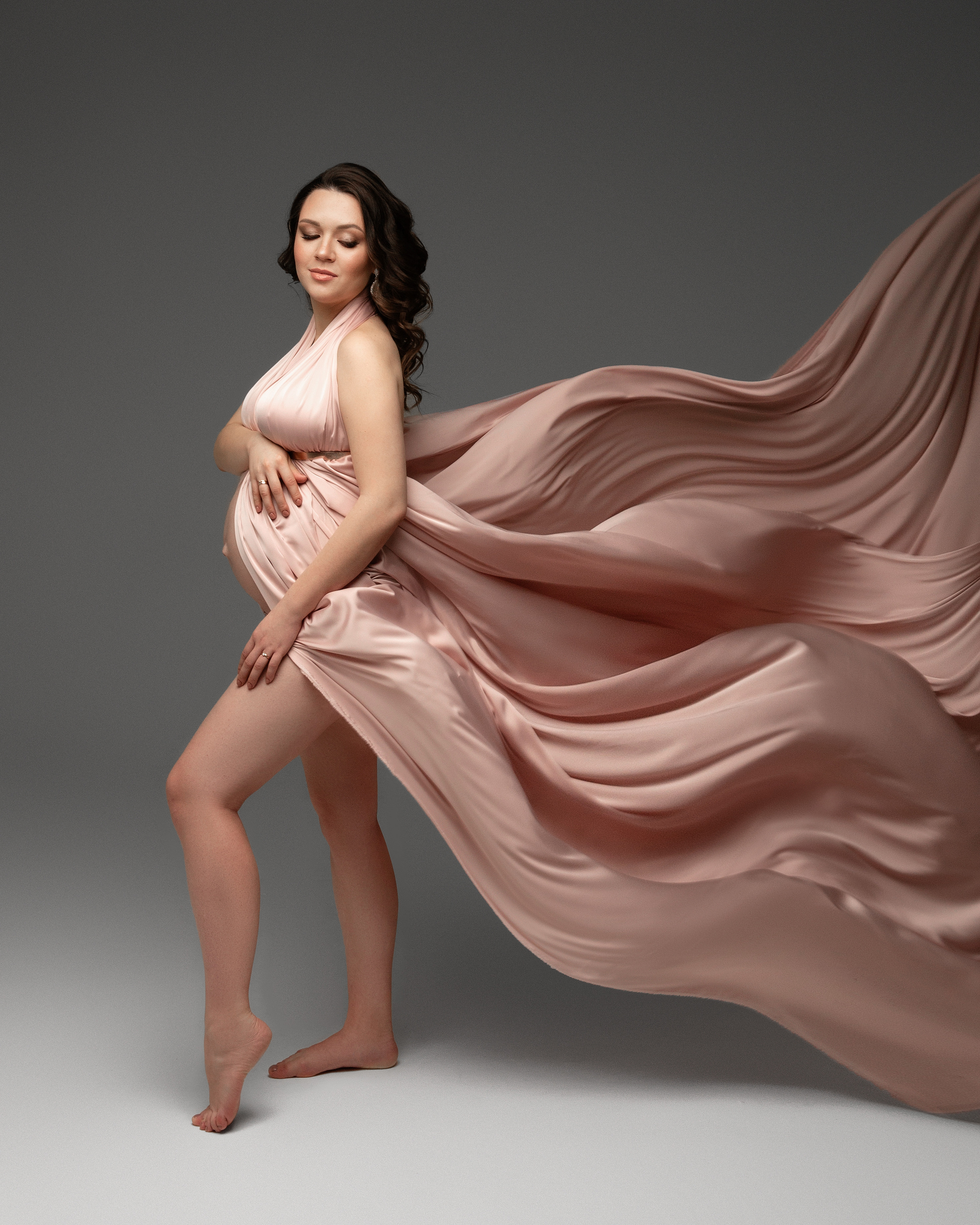 Шёлк Пыльная Роза. Фотограф беременности в Екатеринбурге Илона Филатьева