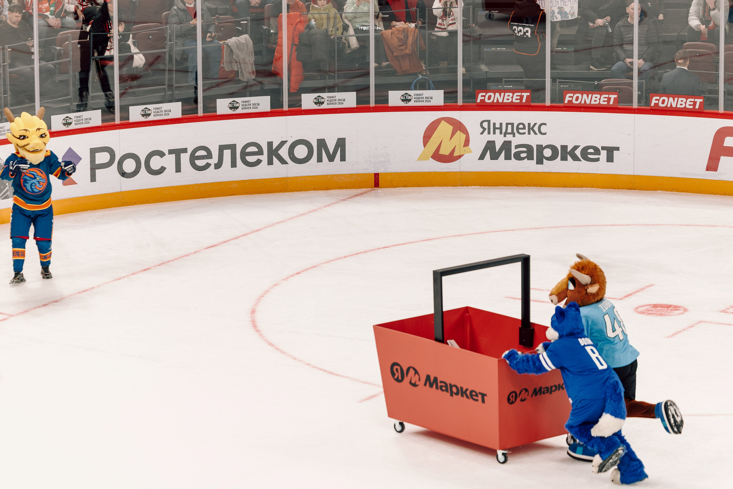 Fonbet All Star Week x Яндекс Маркет. Лёшка Варзегов — фотограф