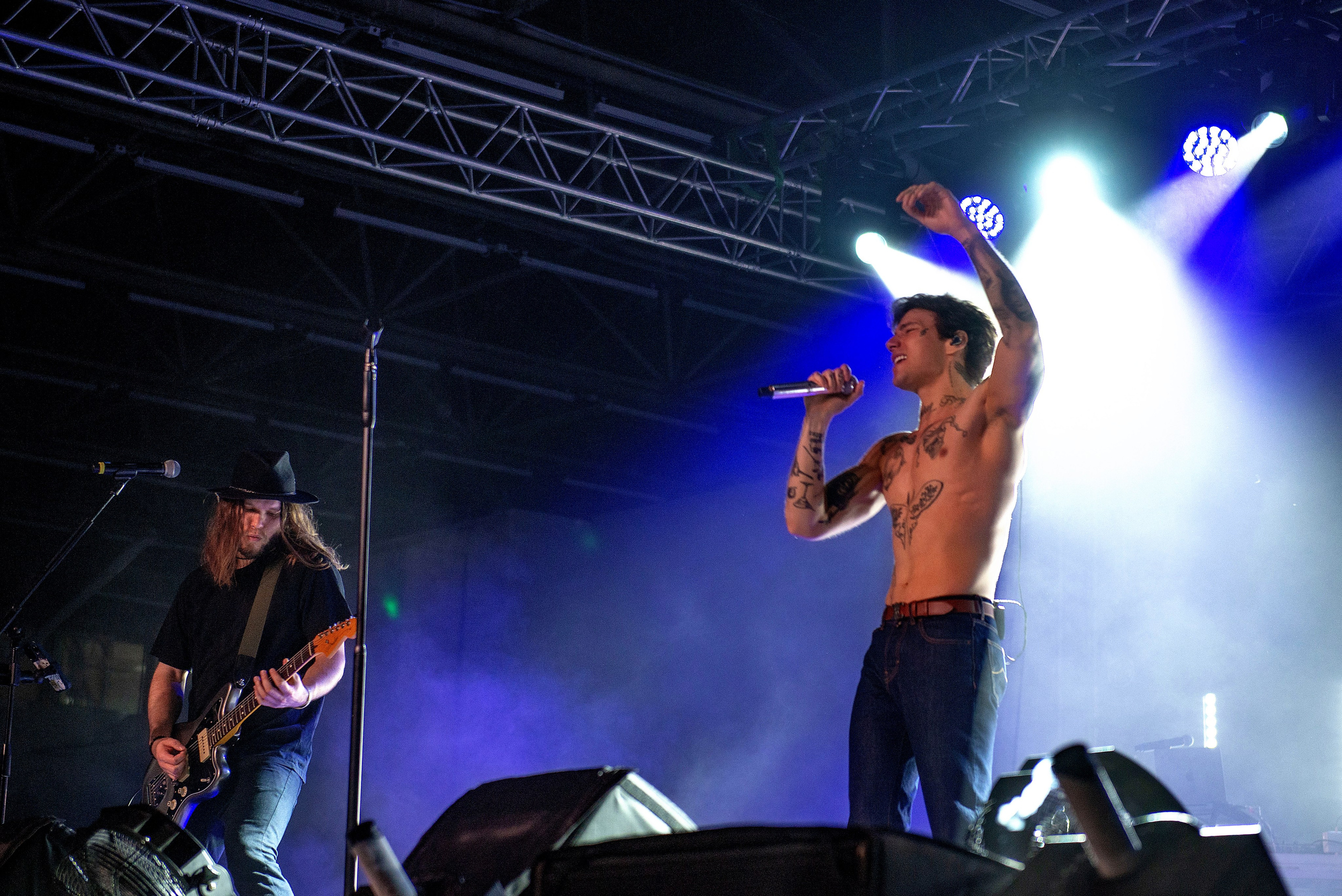 Концерт Хolidayboy. Школьный, фэшн фотограф в Тюмени и в России Ирина Королева