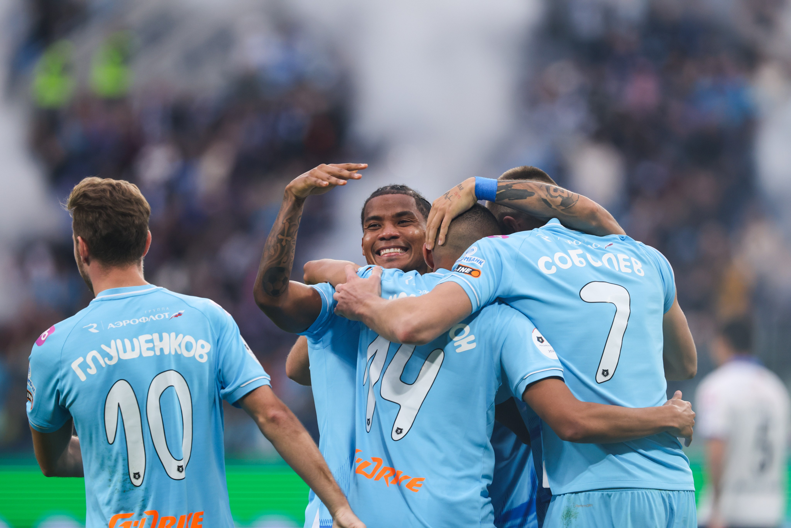 ФК «Зенит» — ФК «Крылья советов». Спортивный и репортажный фотограф Антон Тереханов