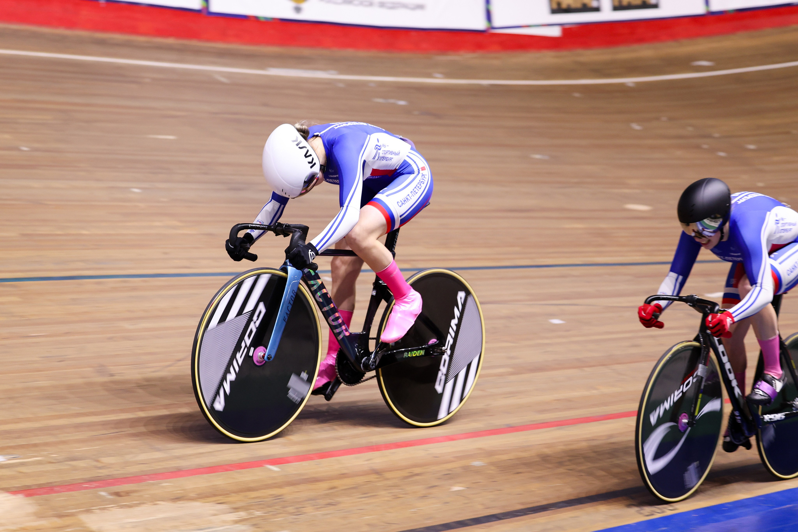 Первенство России по велосипедному спорту «трек» 16.10.2025. Спортивный и репортажный фотограф Антон Тереханов