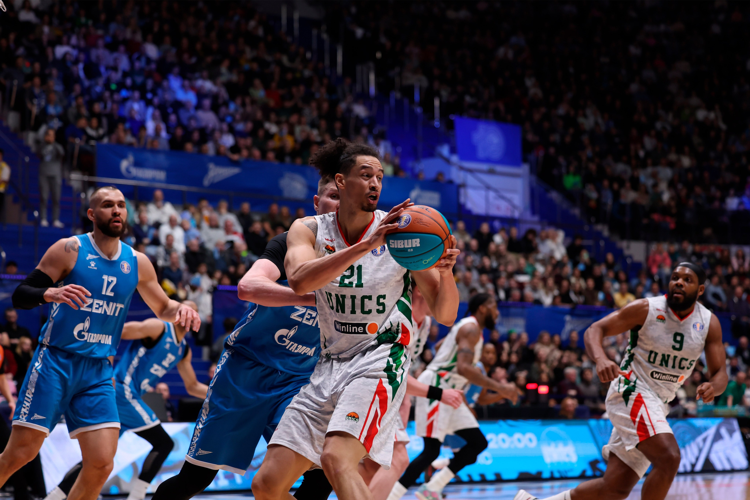 БК Зенит — БК Уникс 13.02.2025. Спортивный и репортажный фотограф Антон Тереханов