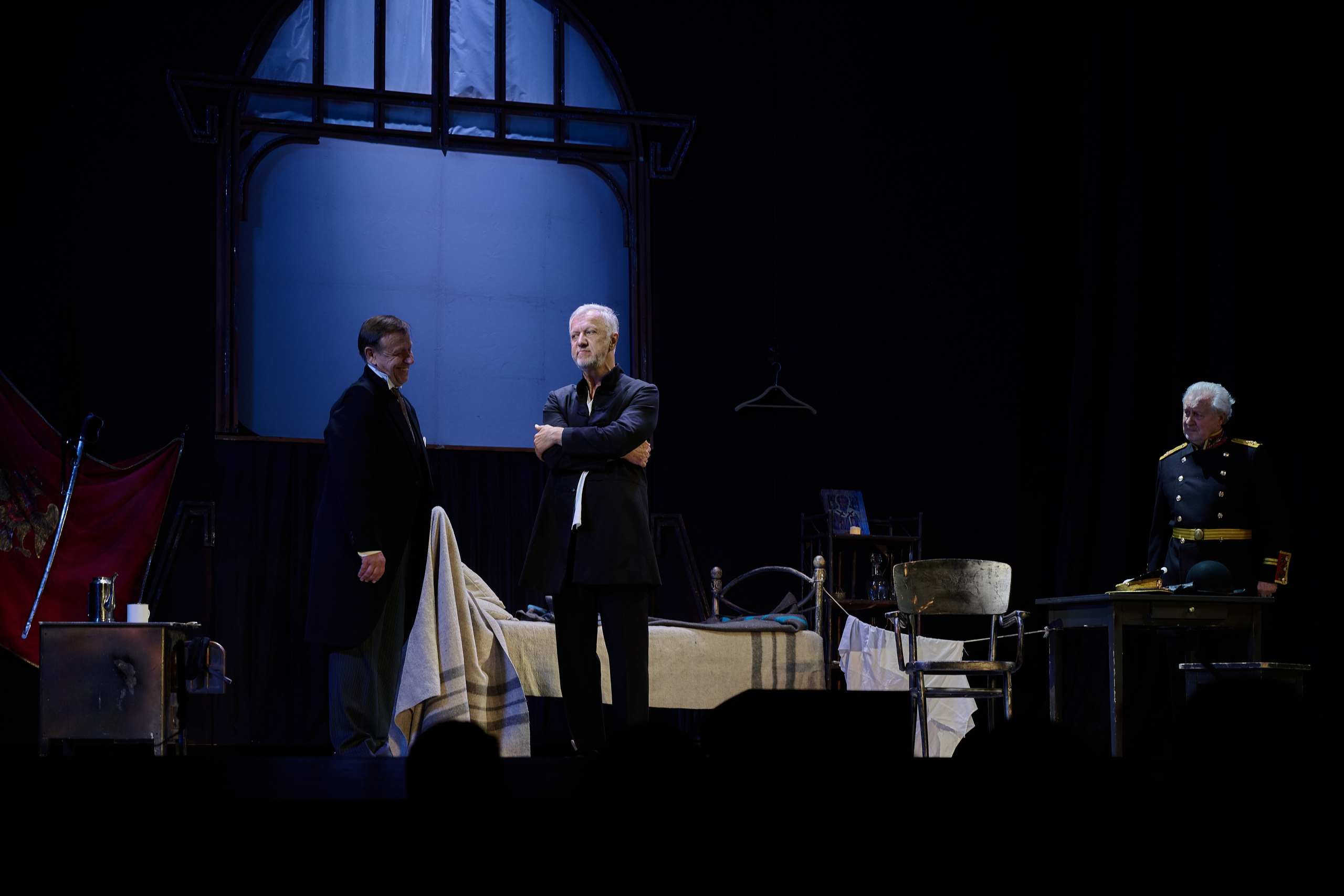 Спектакль «Товарищ». Фотограф Роман Адлер