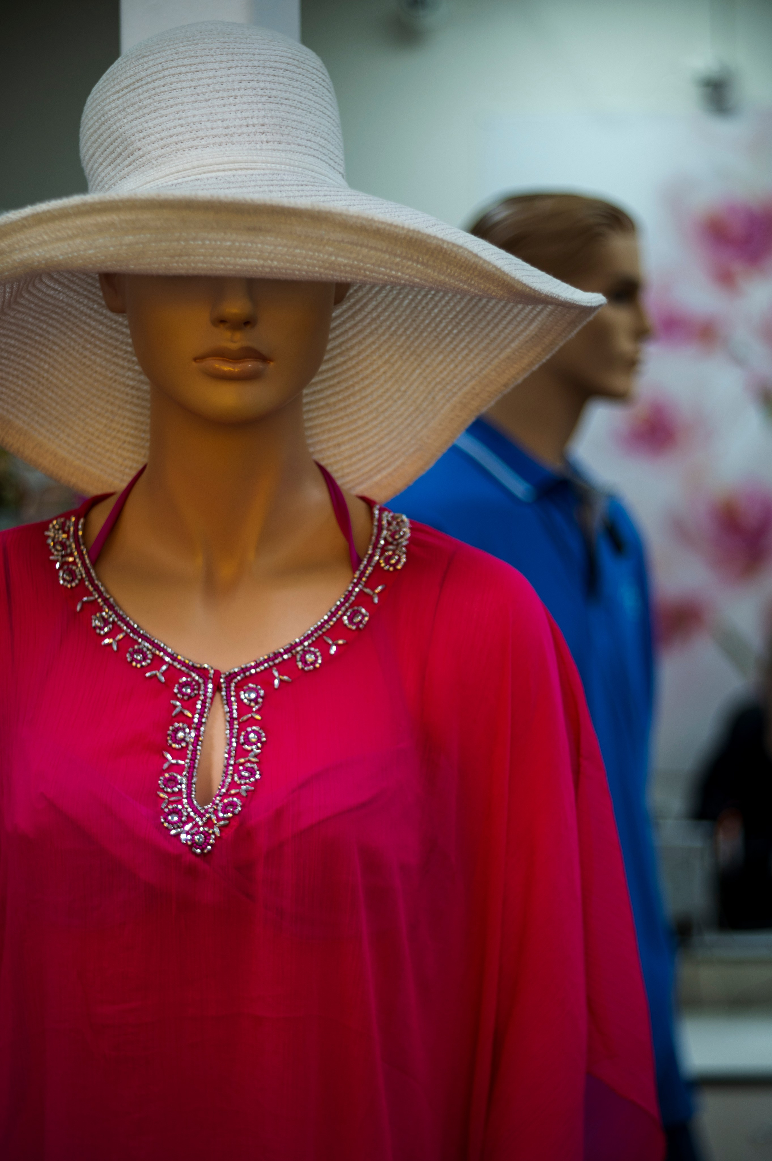 Фотопрогулка апрель 2022. Фотограф Роман Адлер