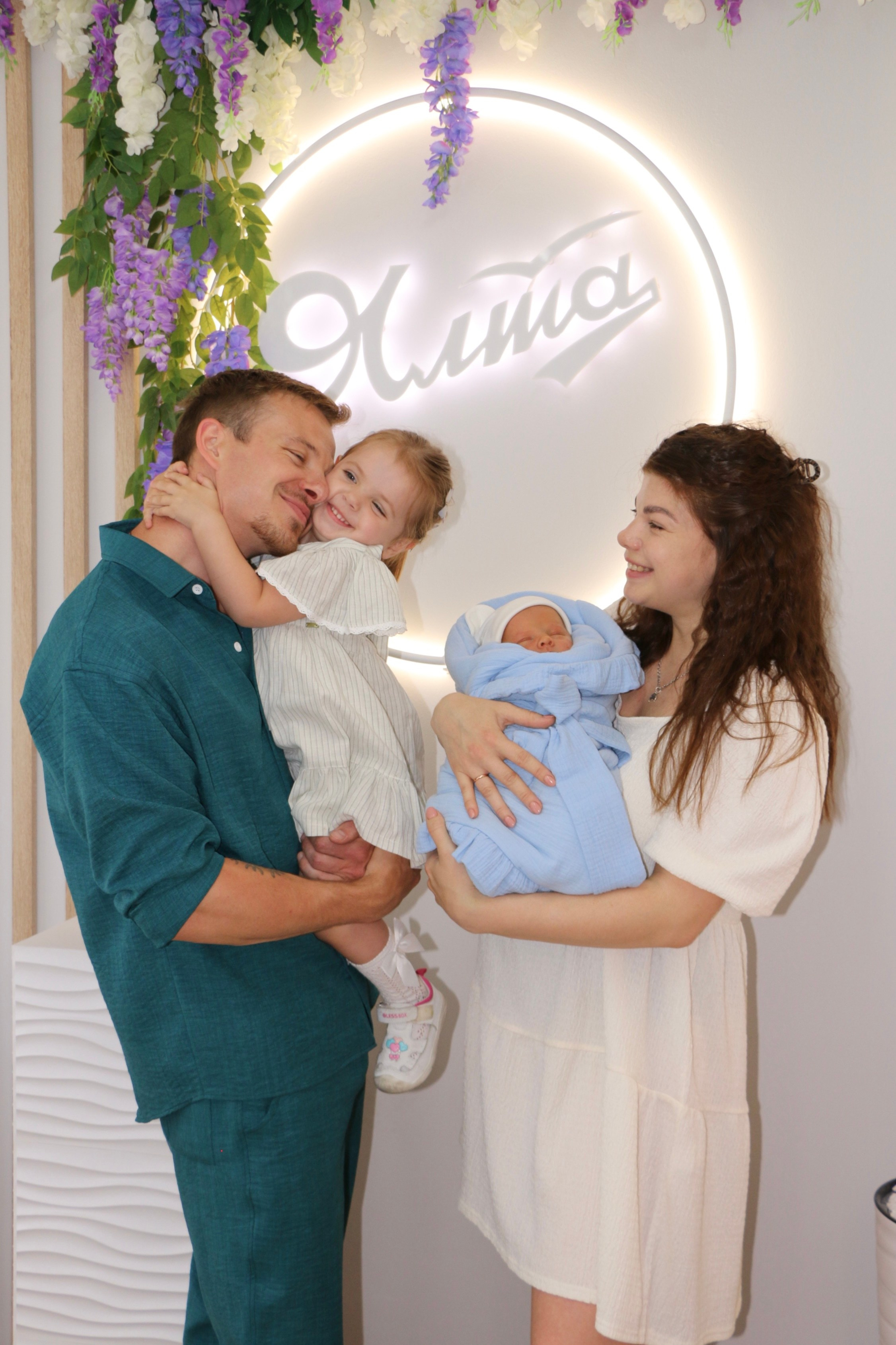 Выписка из роддома. Семейный и детский фотограф в Ялте Ольга Солерина